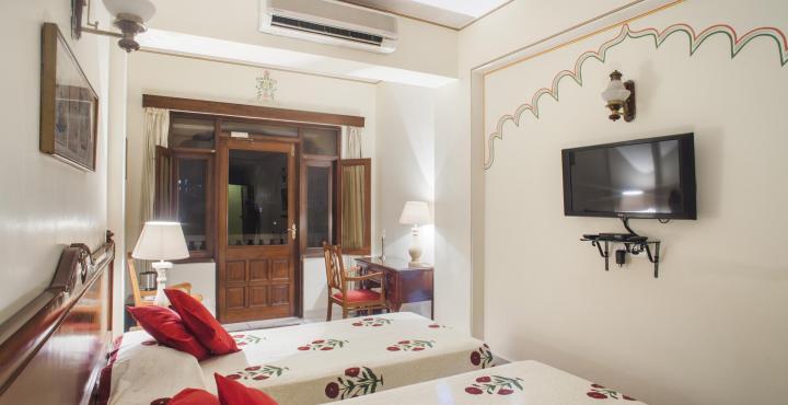Hotel Meghniwas