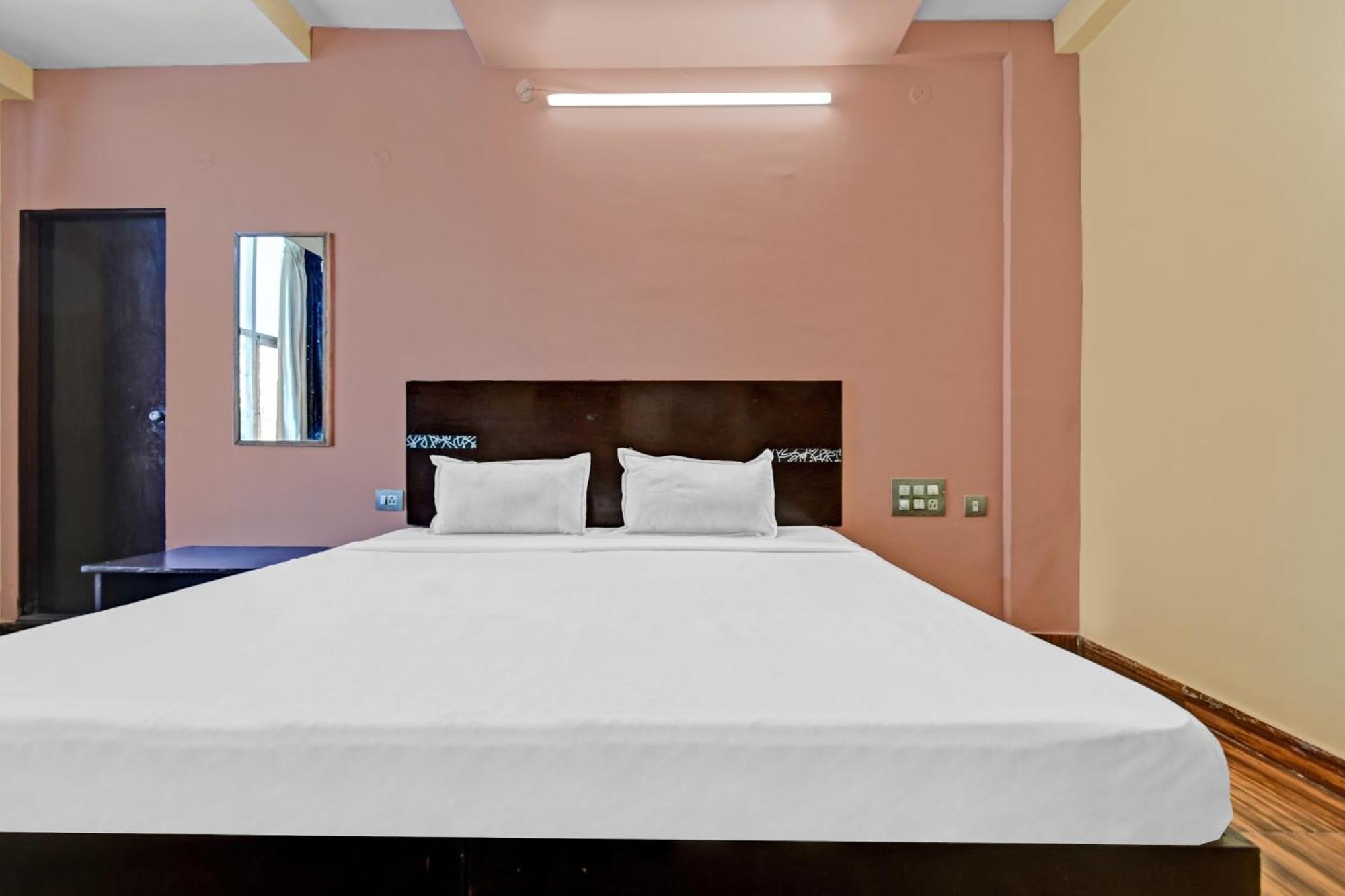 Hotel Collection O Bharat Palace 4*