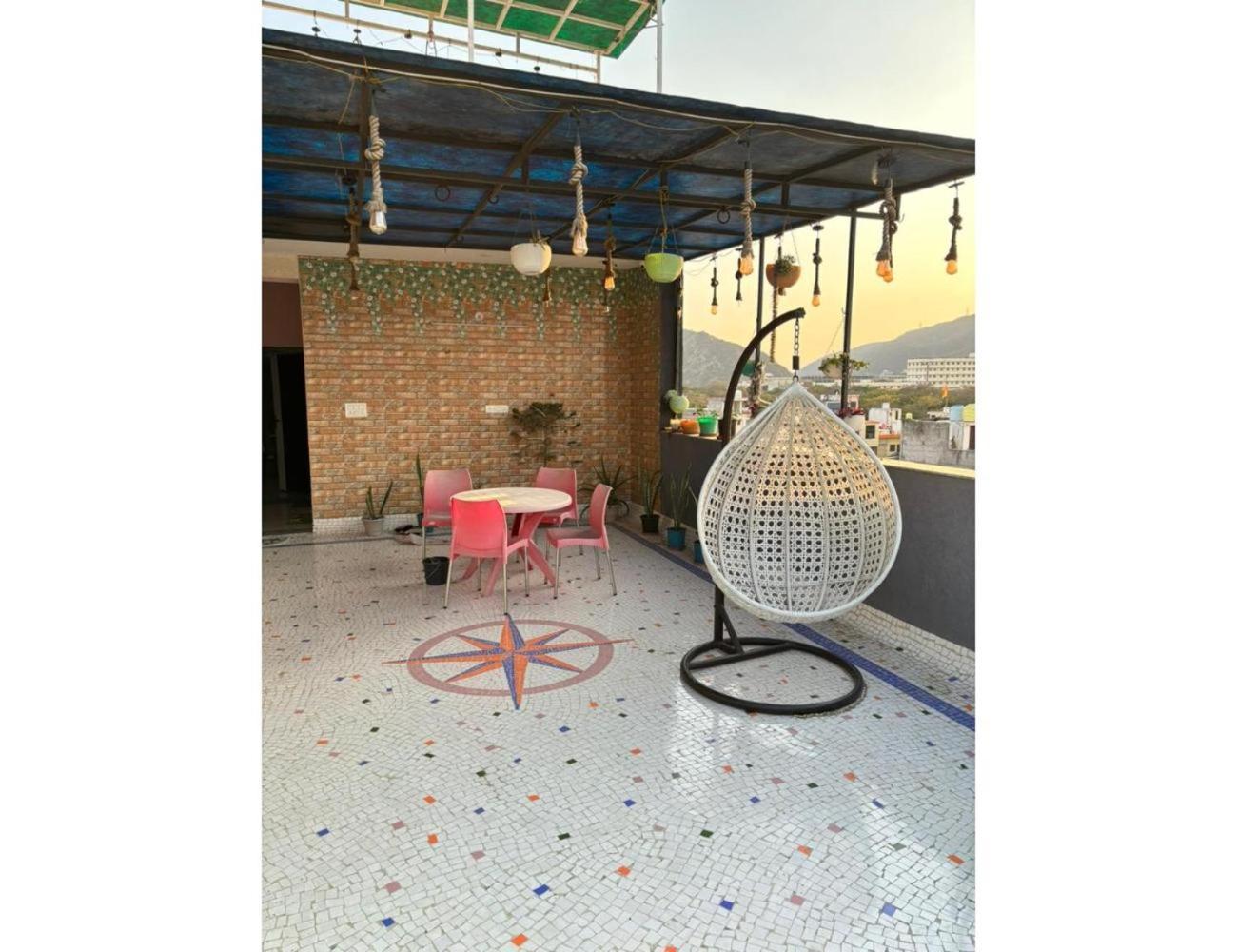 Uphar - & Restaurant, *