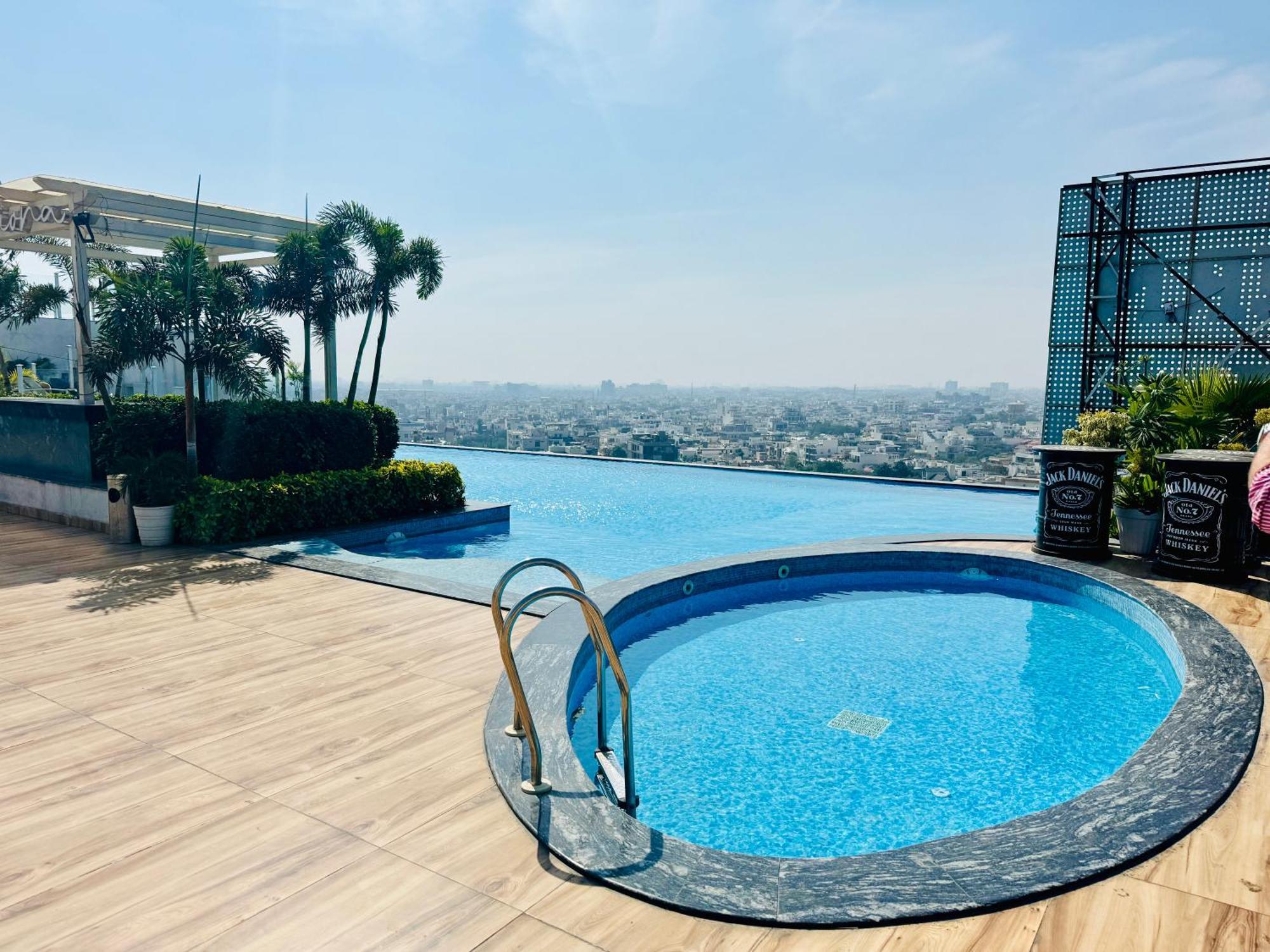 Apartment The Grand Anukampa Evergreen