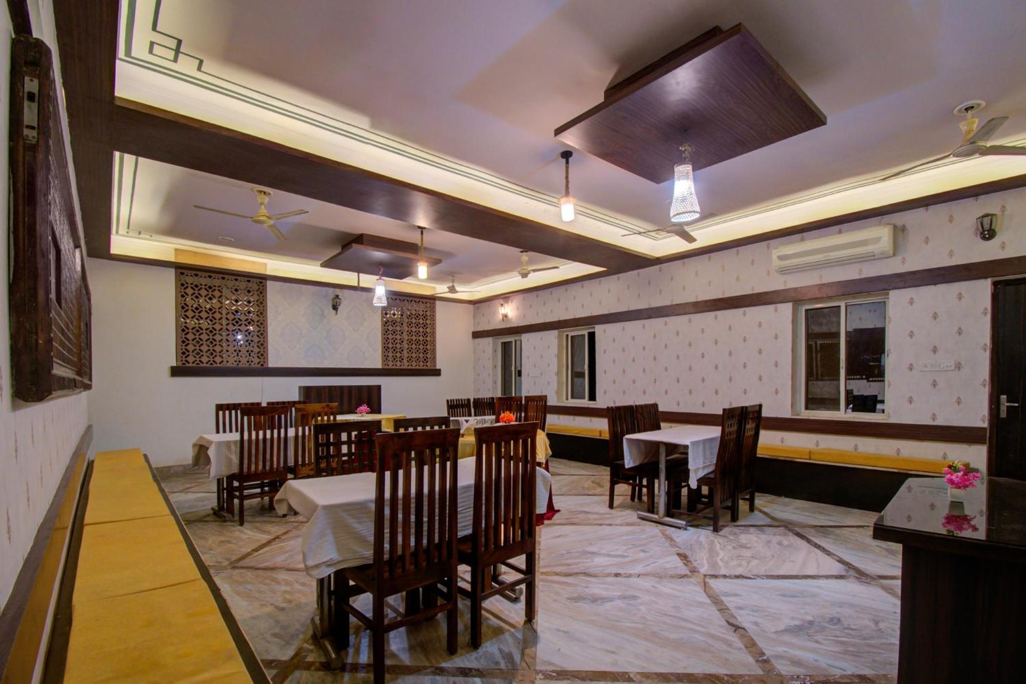 Resort Palette - Rani Bagh