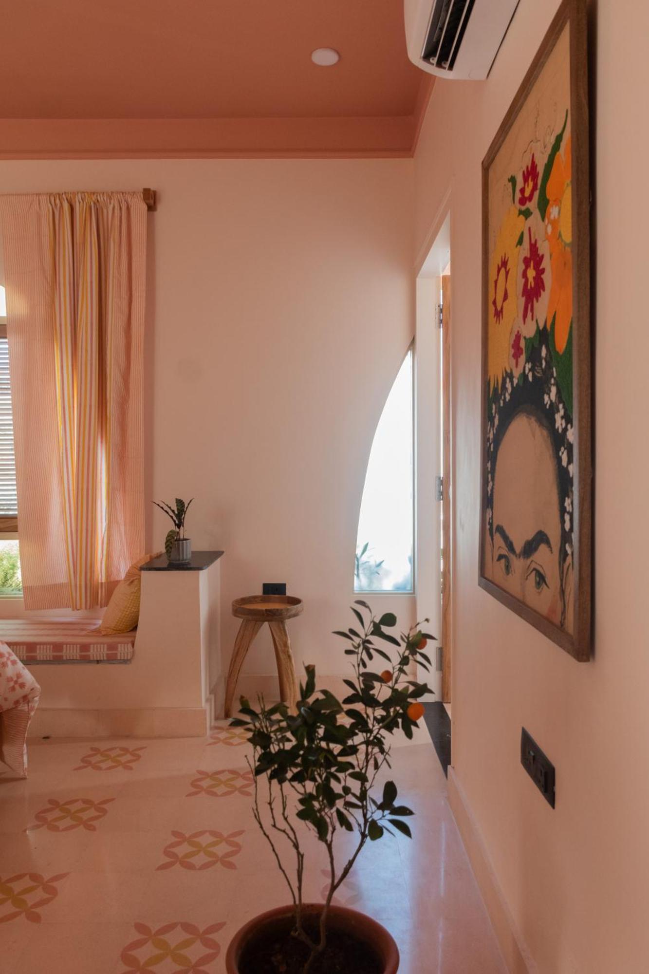 Guest house Rajan House *