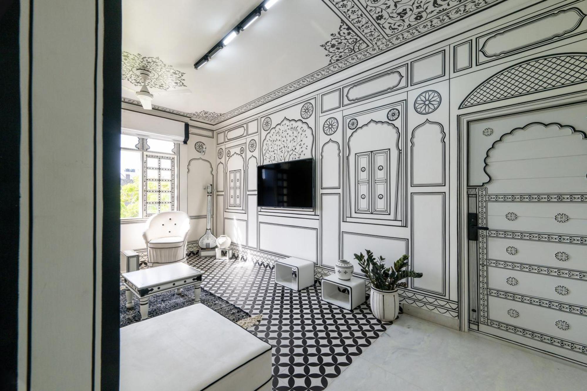 Lalluji Luxe Bed & Breakfast