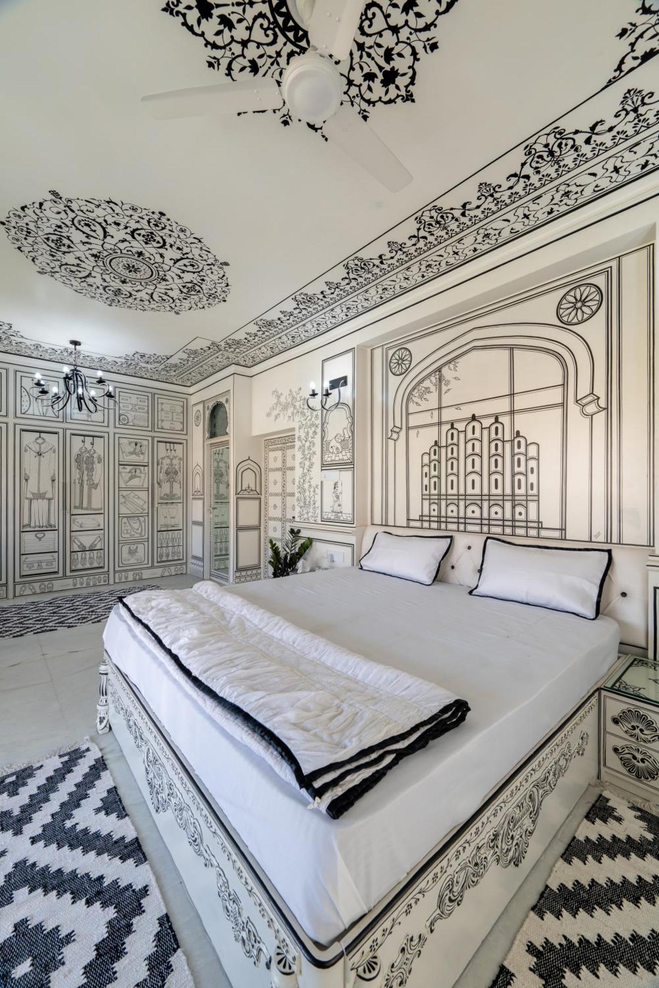 Lalluji Luxe Bed & Breakfast *