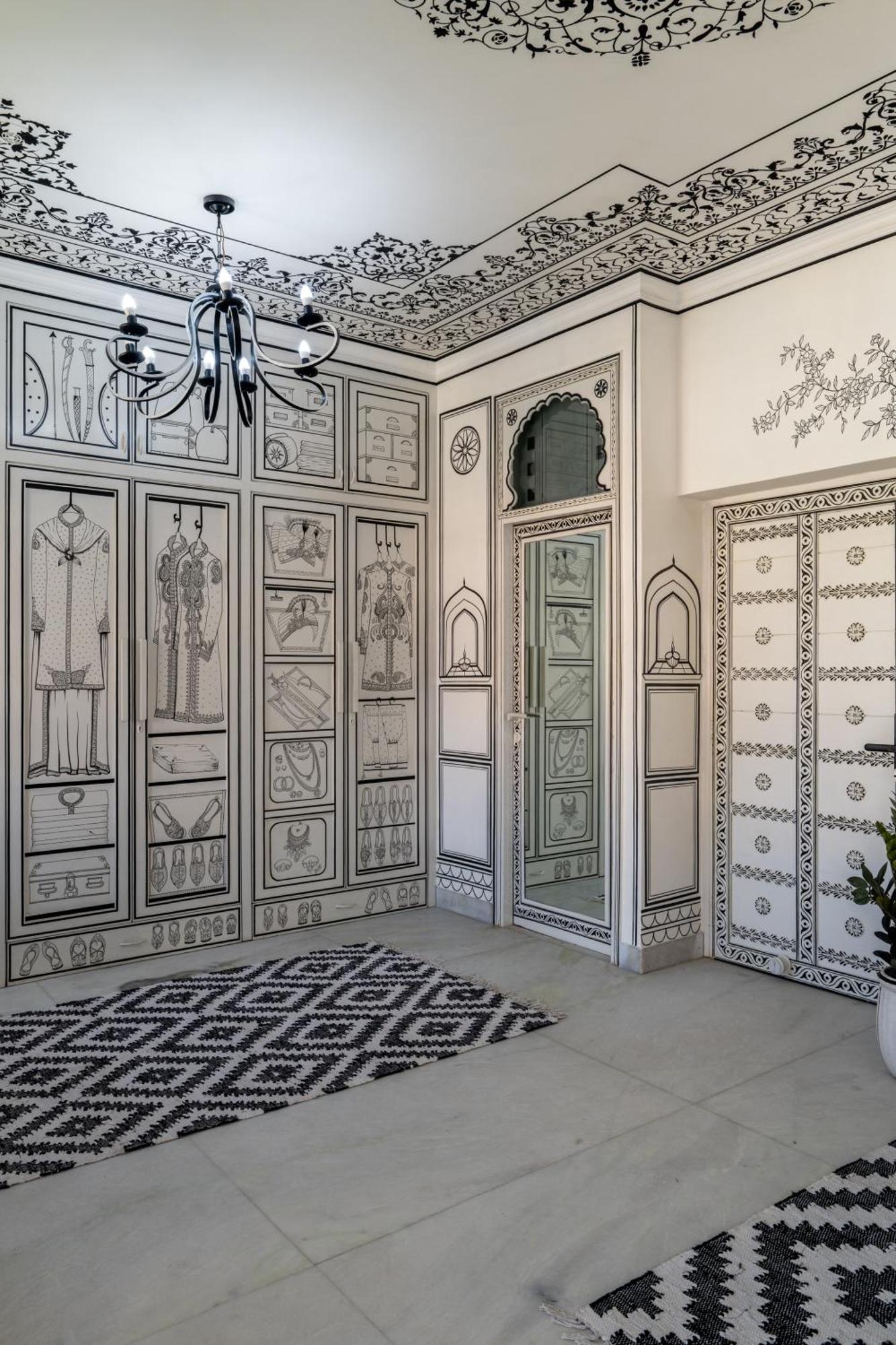 Lalluji Luxe *