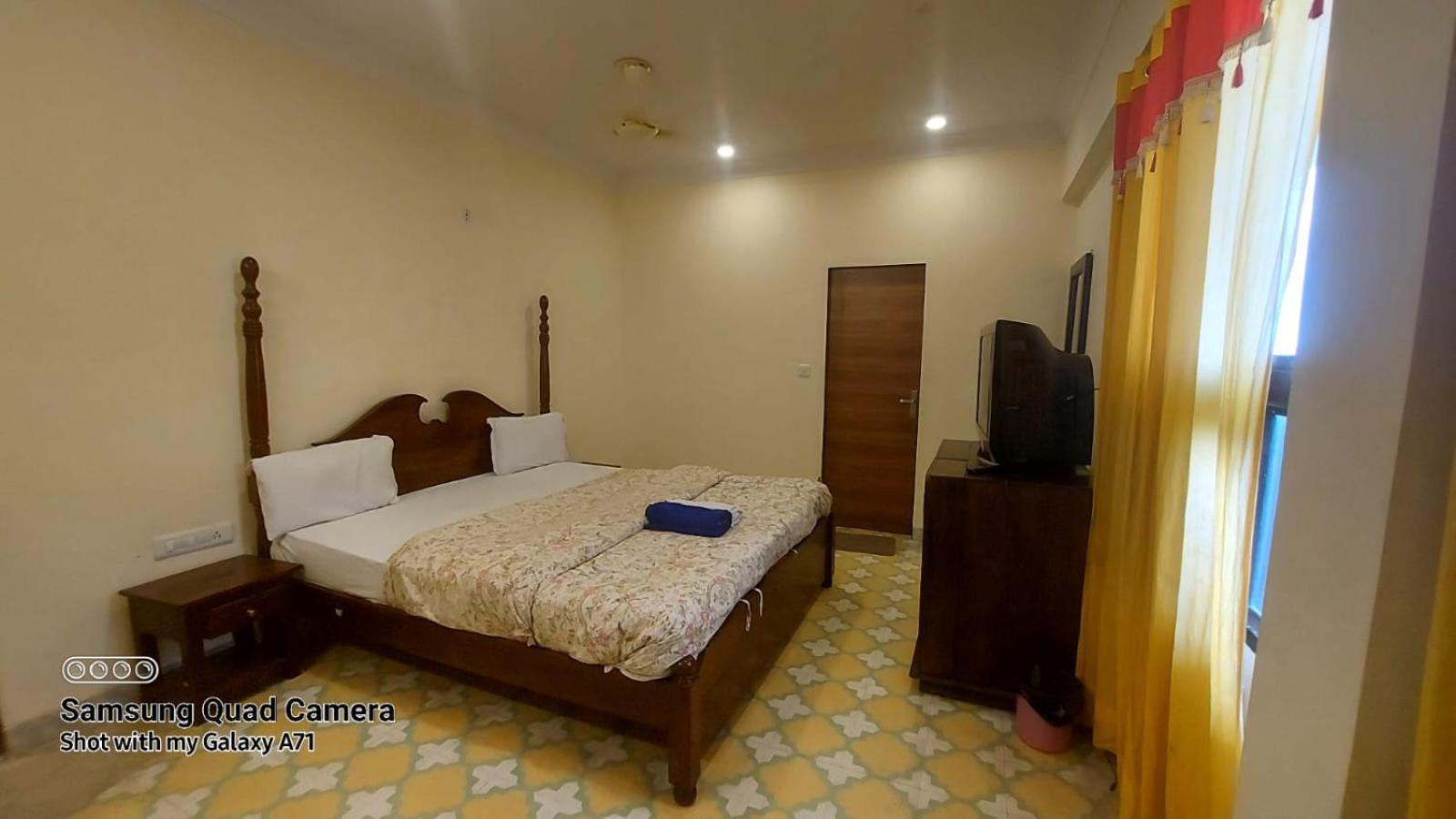 Bed & Breakfast Rani Mahal 3*