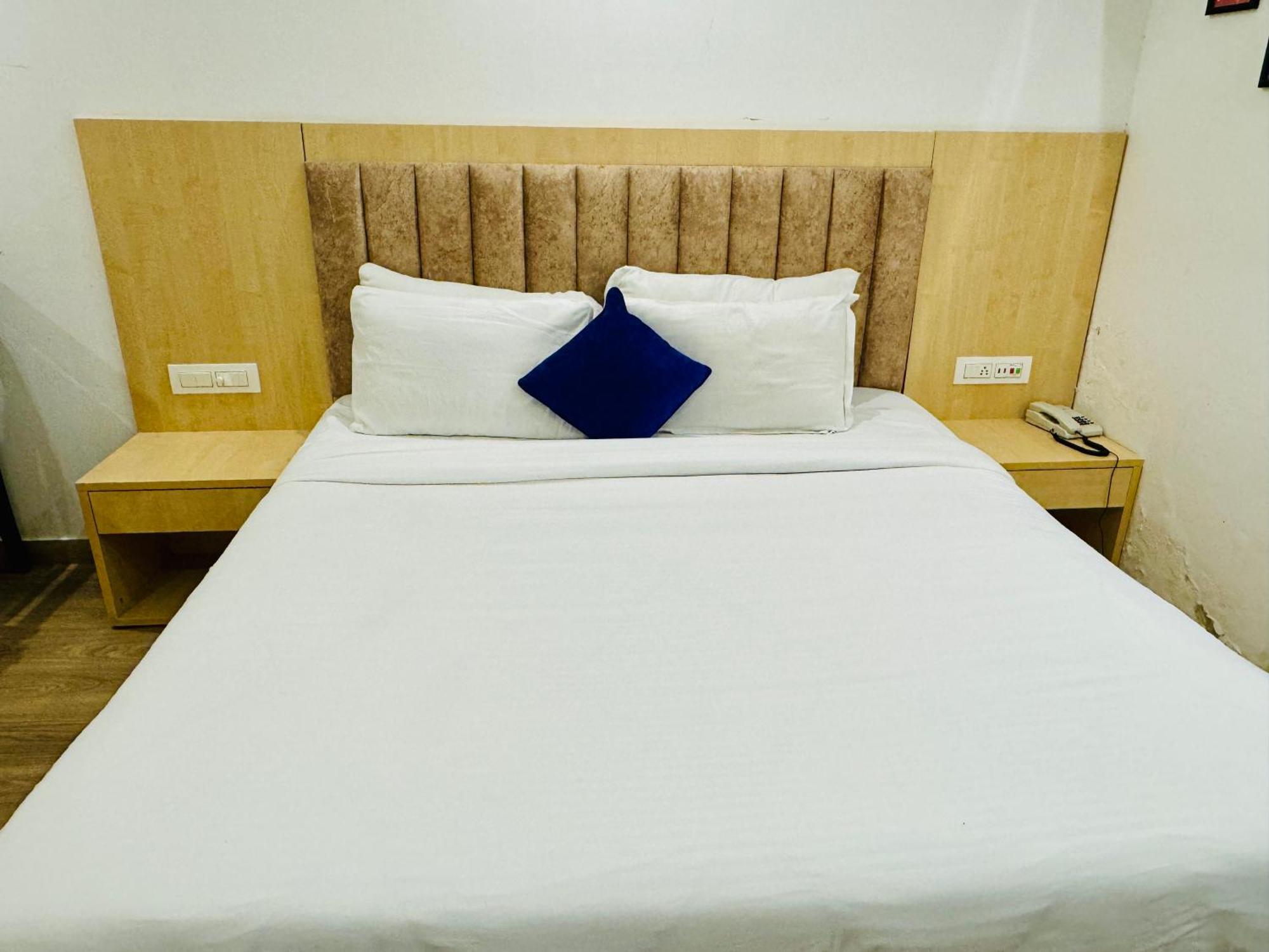 The Grand Anukampa Pink City Aparthotel 3*