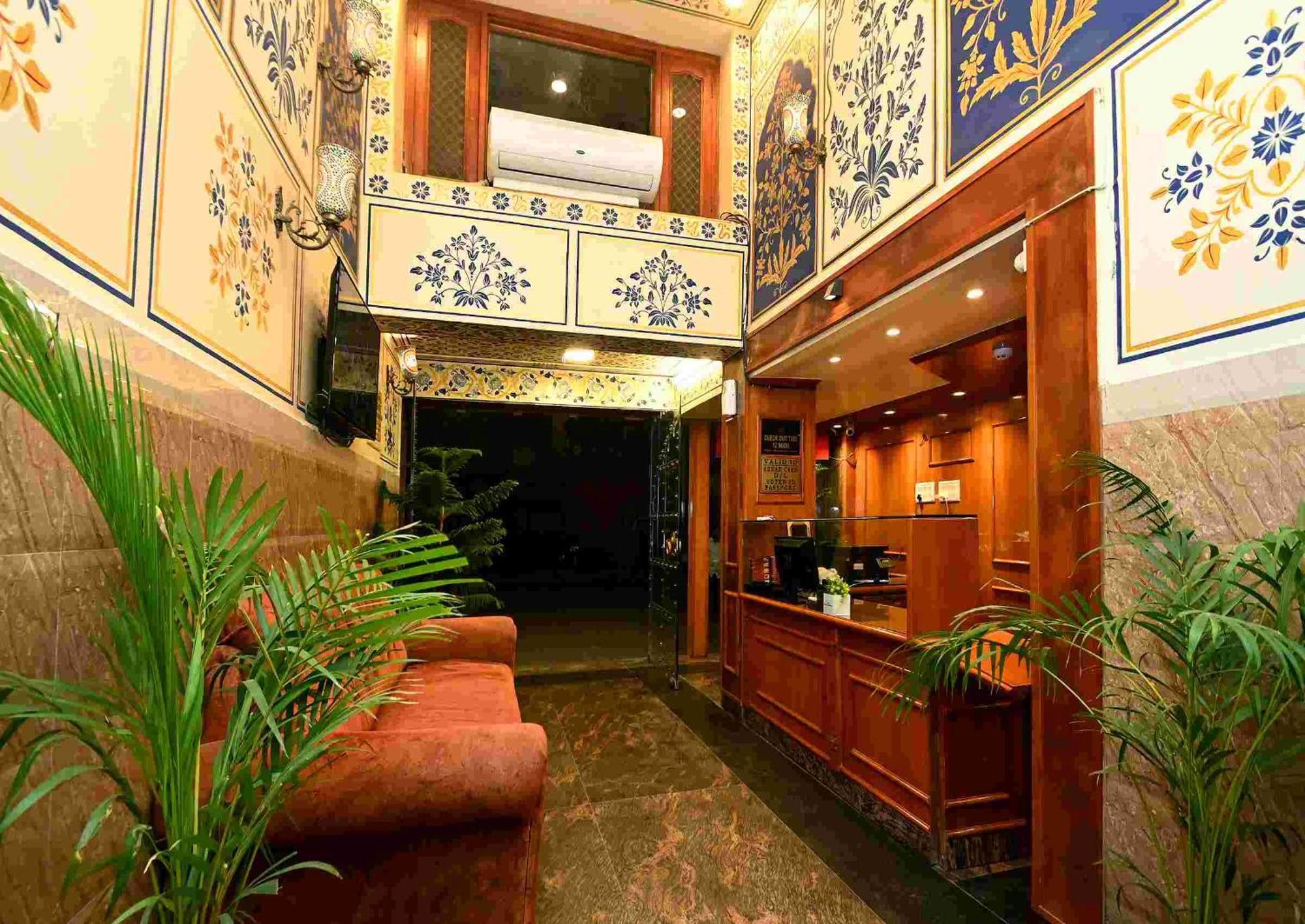 Hotel Virasat Mahal Heritage Hotel-jaipur Center 3*