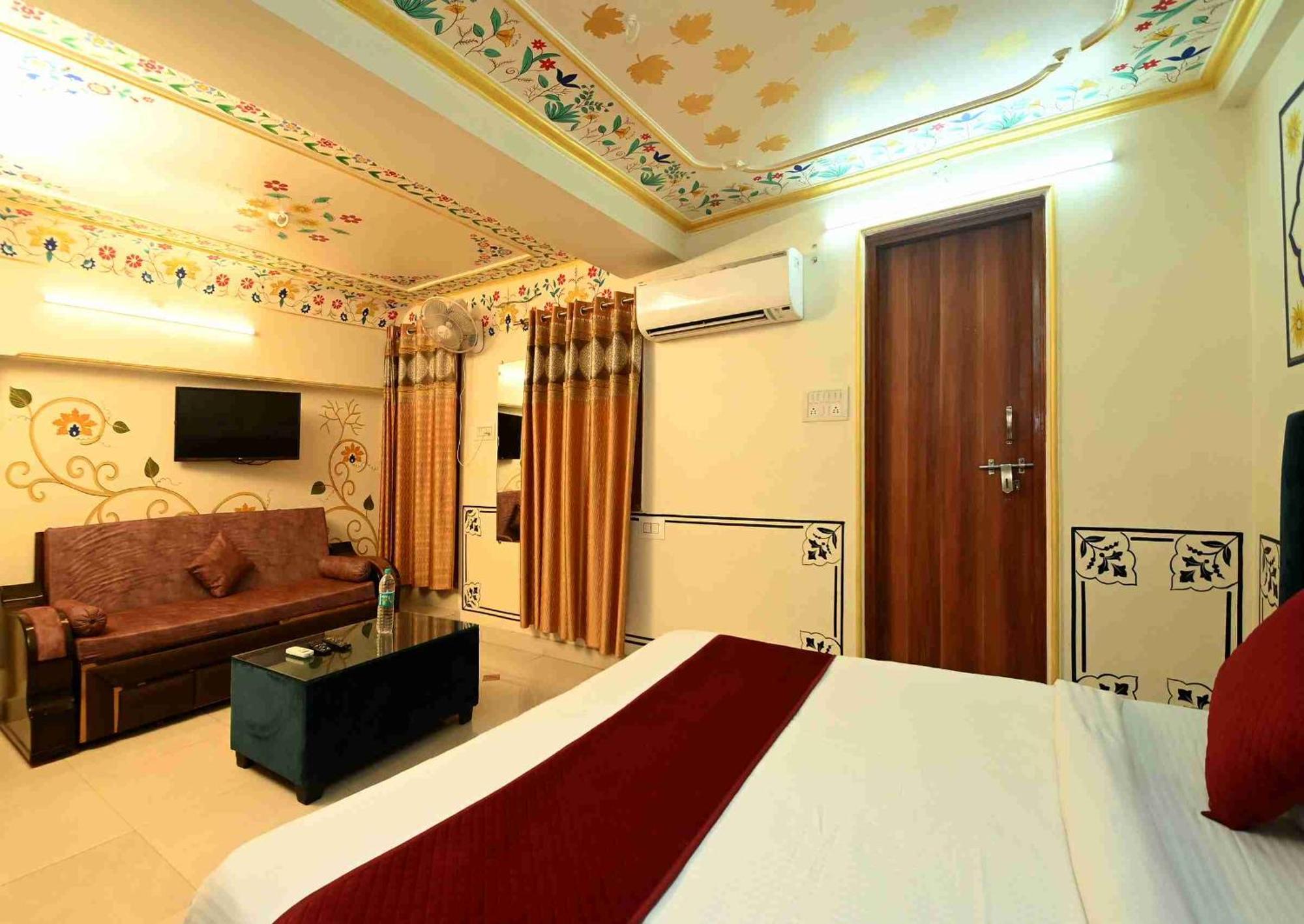 Hotel Virasat Mahal Heritage Hotel-jaipur Center