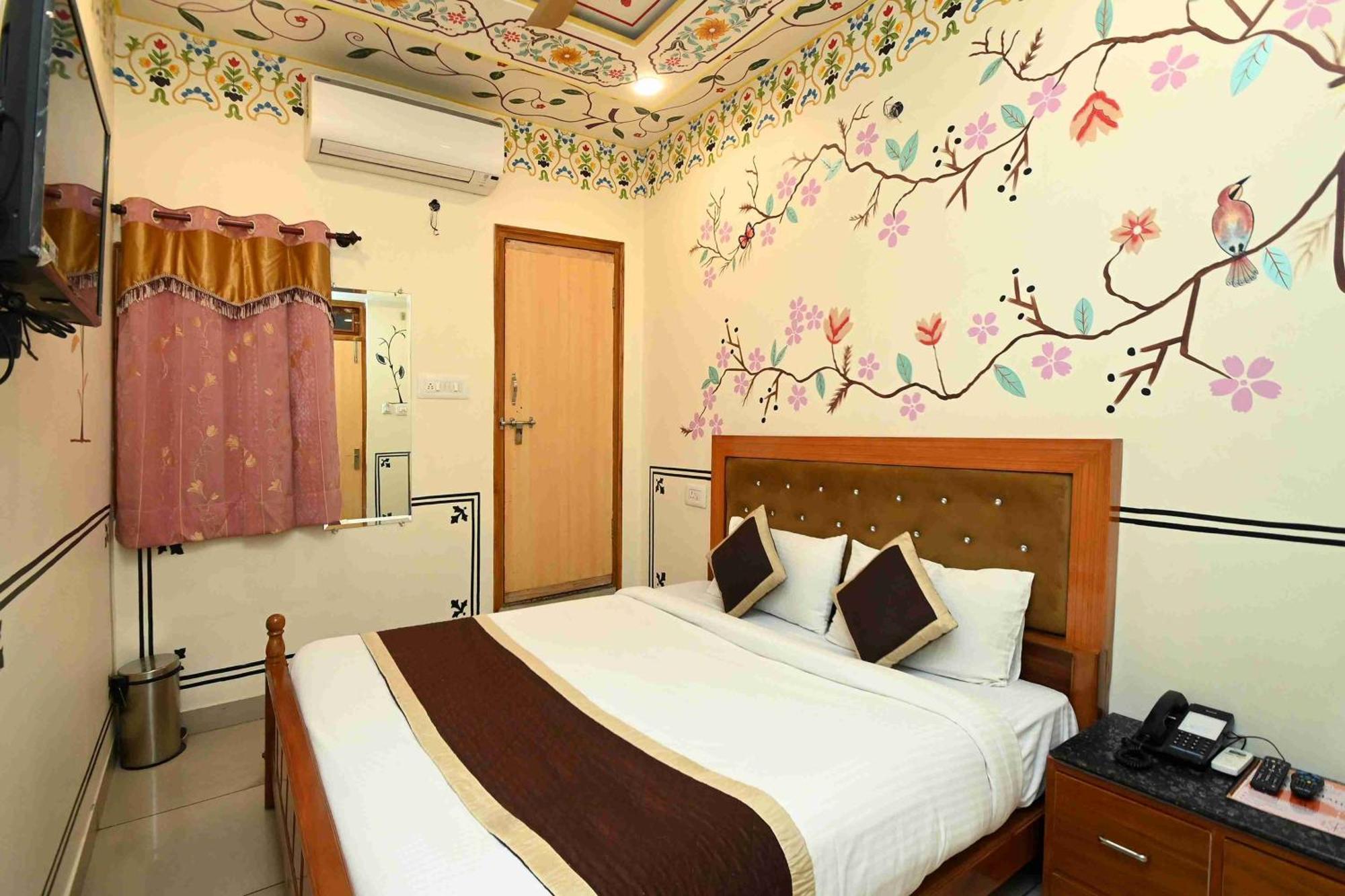 Virasat Mahal Heritage Hotel-jaipur Center Hotel 3*
