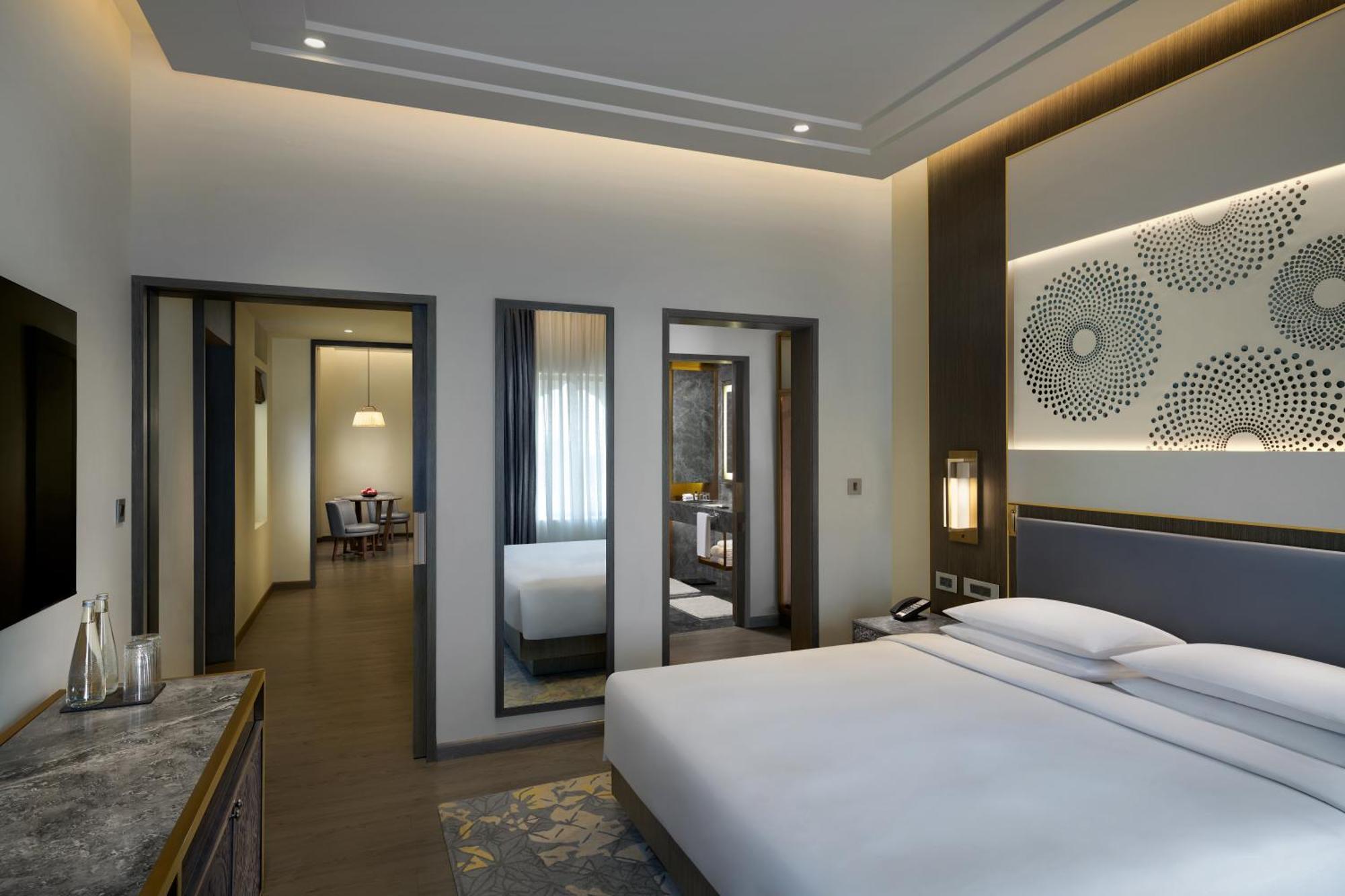 Hyatt Regency Mansarovar Jaipur