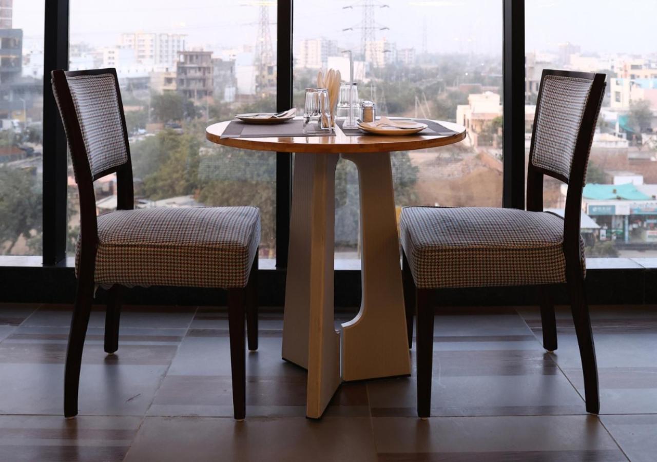 Starr Club Hotel Jaipur