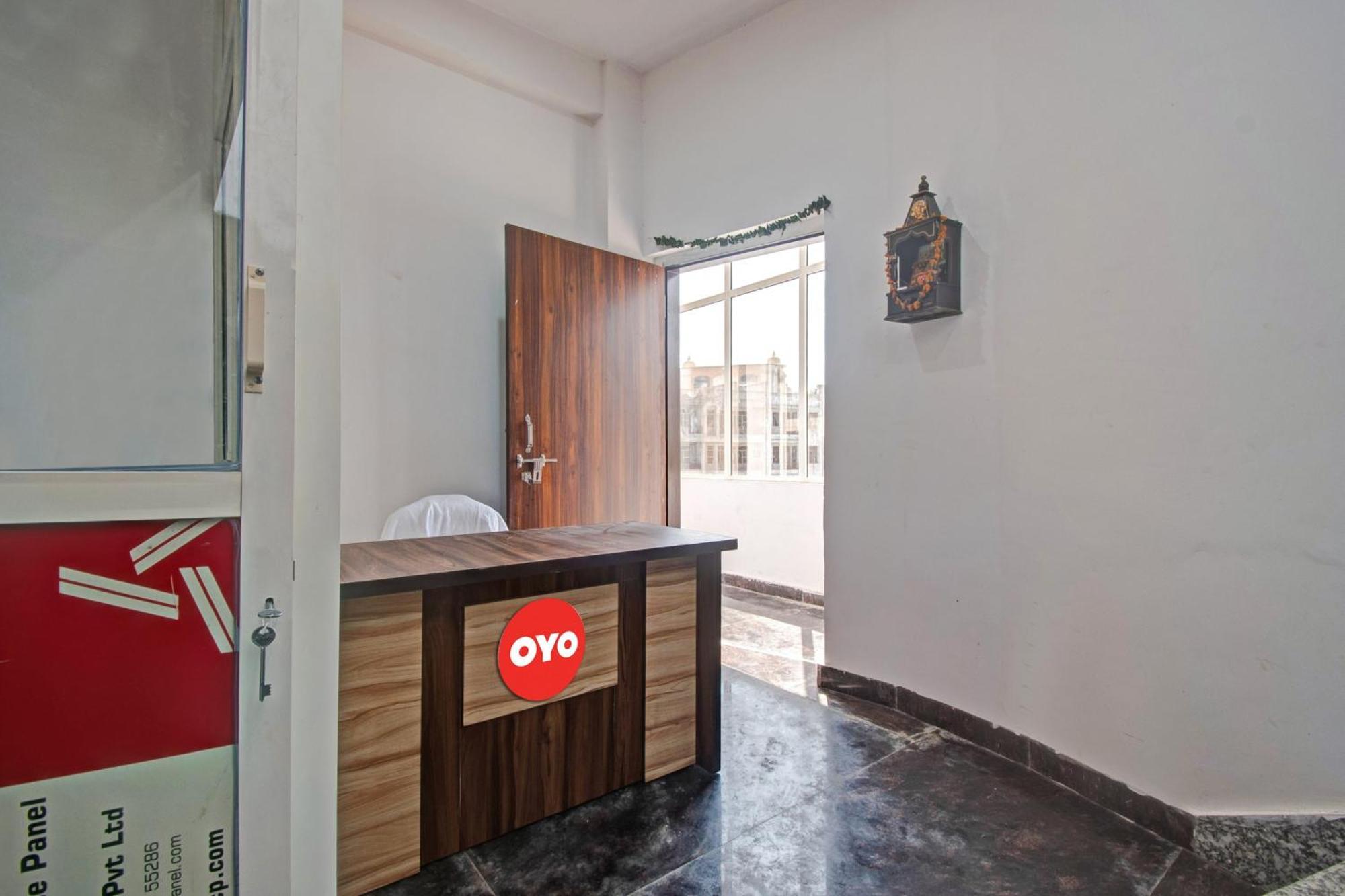 Hotel Oyo Flagship Rajshree