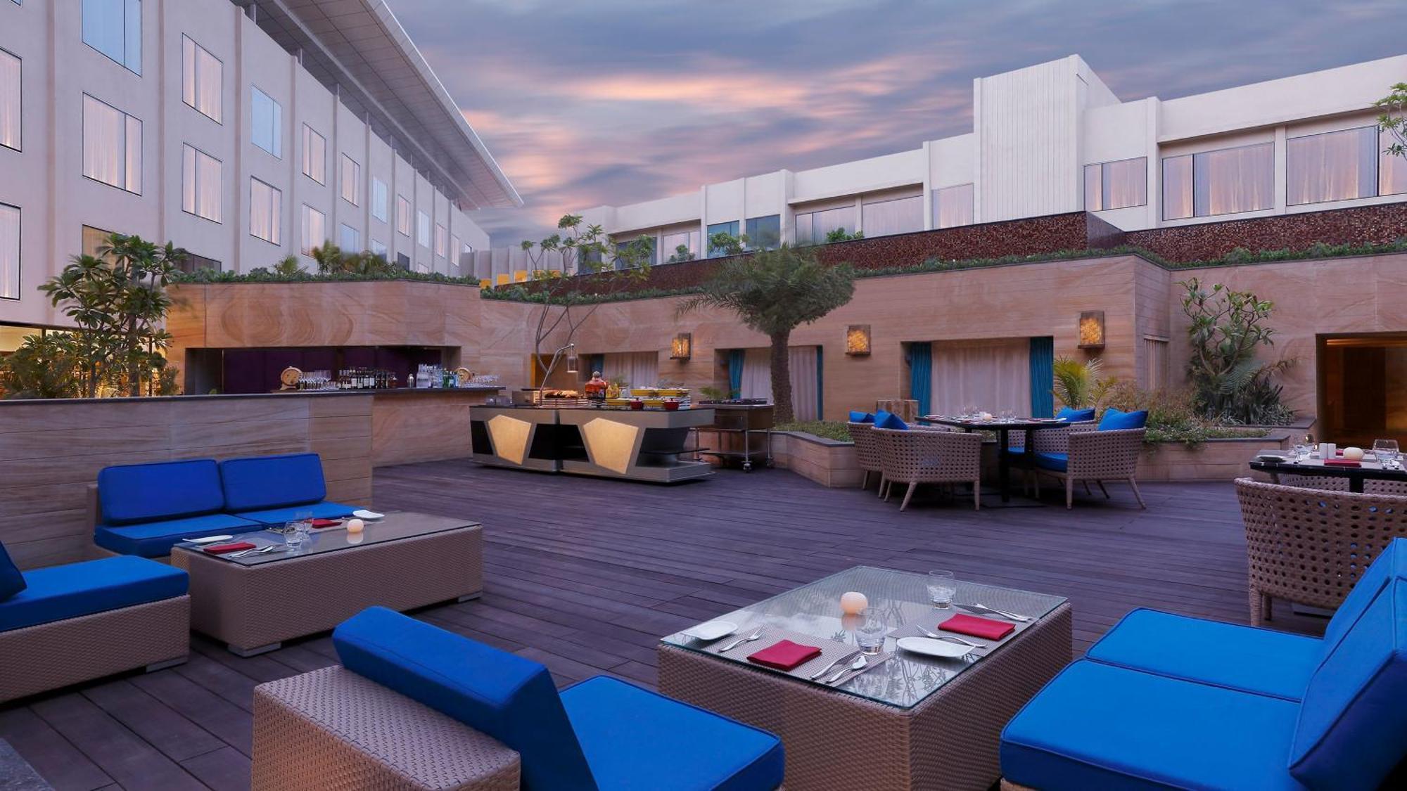 Intercontinental Tonk Road By Ihg
