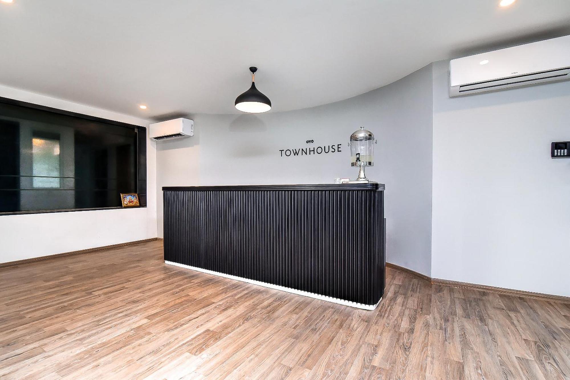 Oyo Townhouse 051 Tonk Road Centre Jaipur
