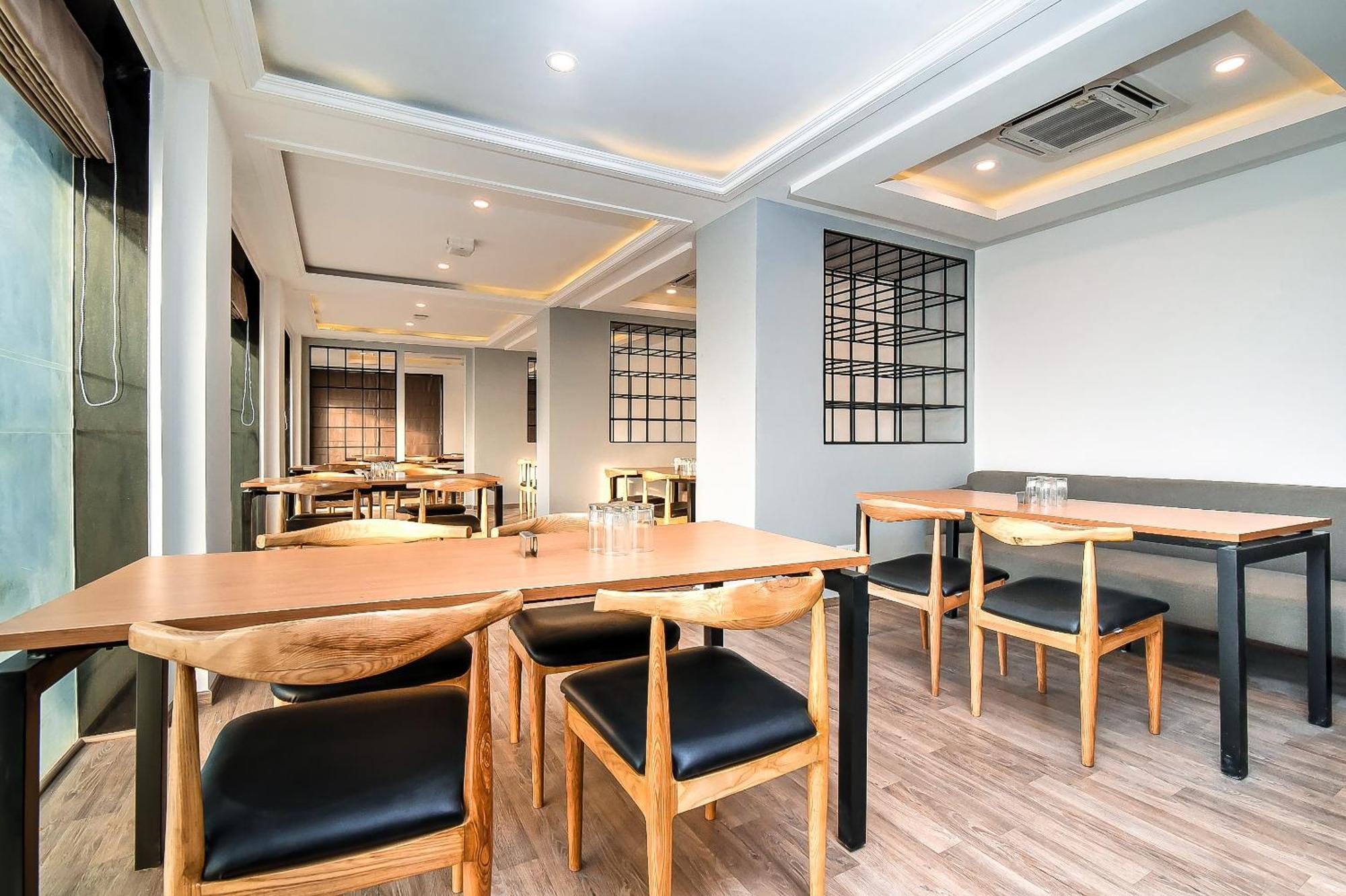 Oyo Townhouse 051 Tonk Road Centre Hotel