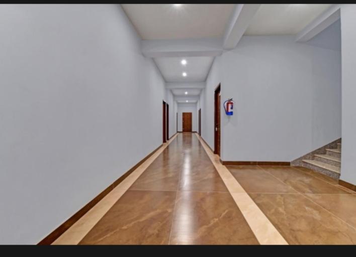 Amrapali Hotel 3*