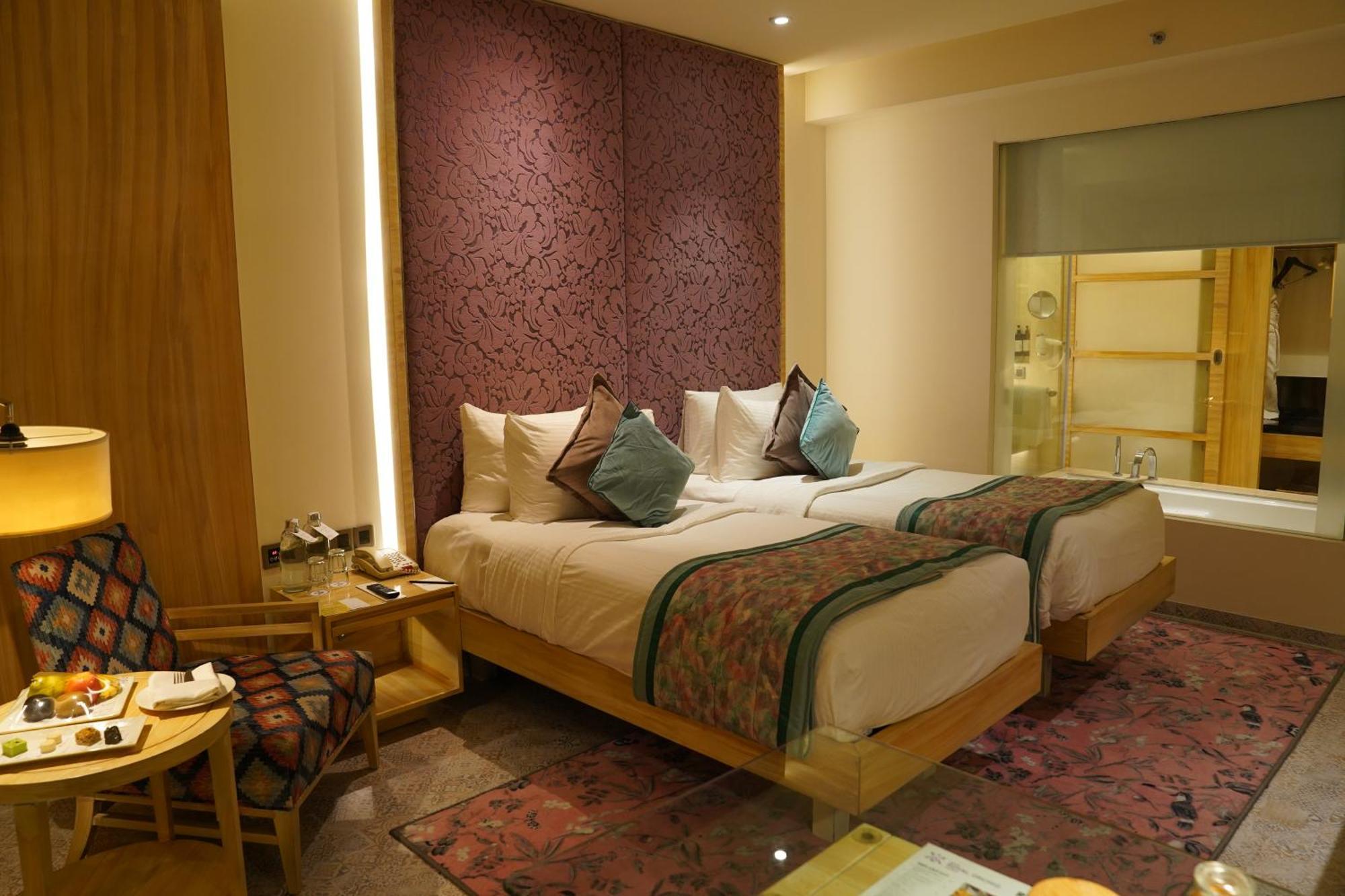 Royal Orchid Jaipur, Tonk Road 5*