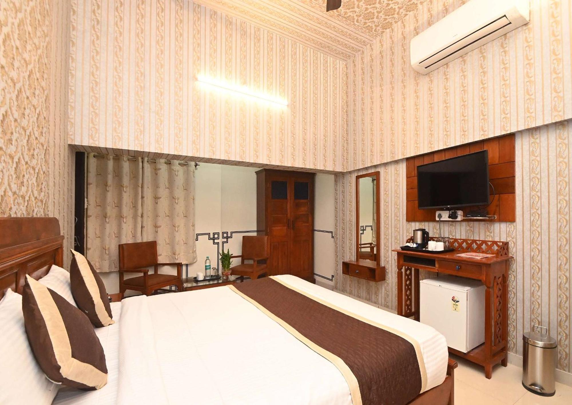 Virasat Mahal Heritage Hotel-jaipur Center Hotel