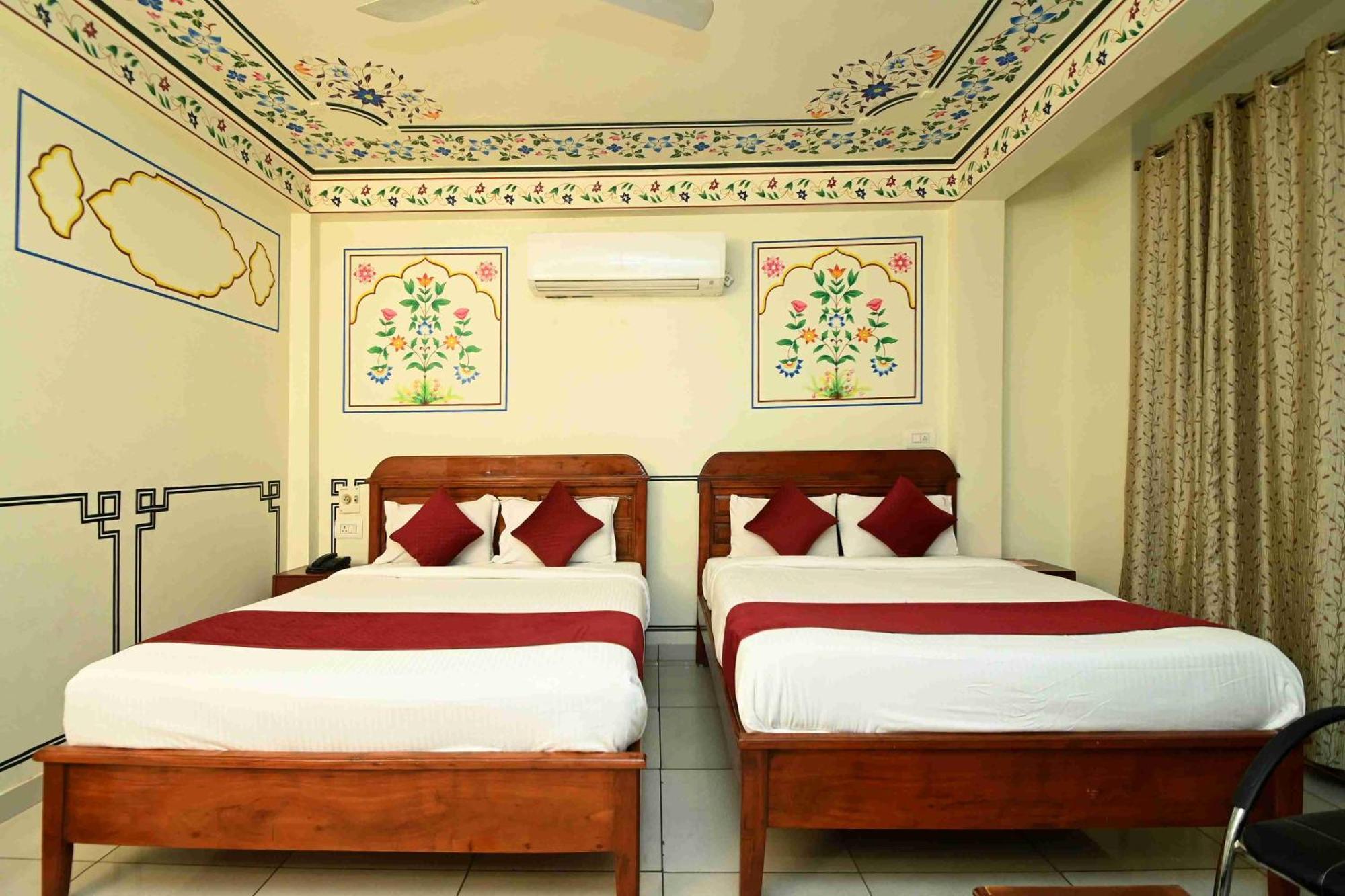 Hotel Virasat Mahal Heritage Hotel-jaipur Center