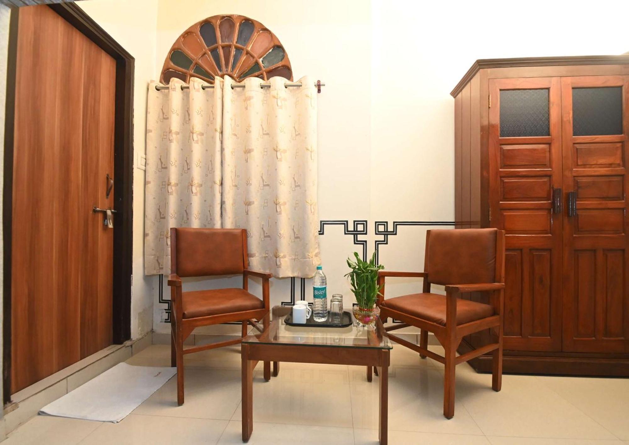 Virasat Mahal Heritage Hotel-jaipur Center 3*