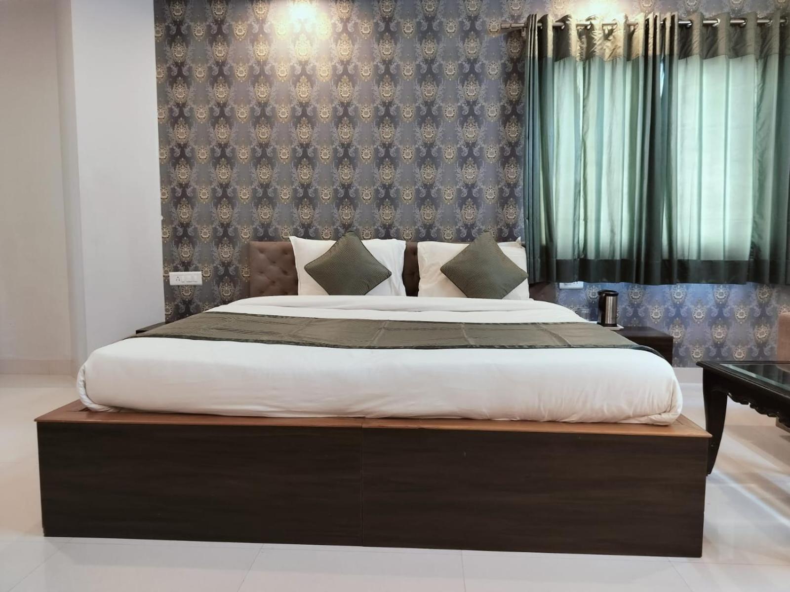 Jj Valley Hotel 3*