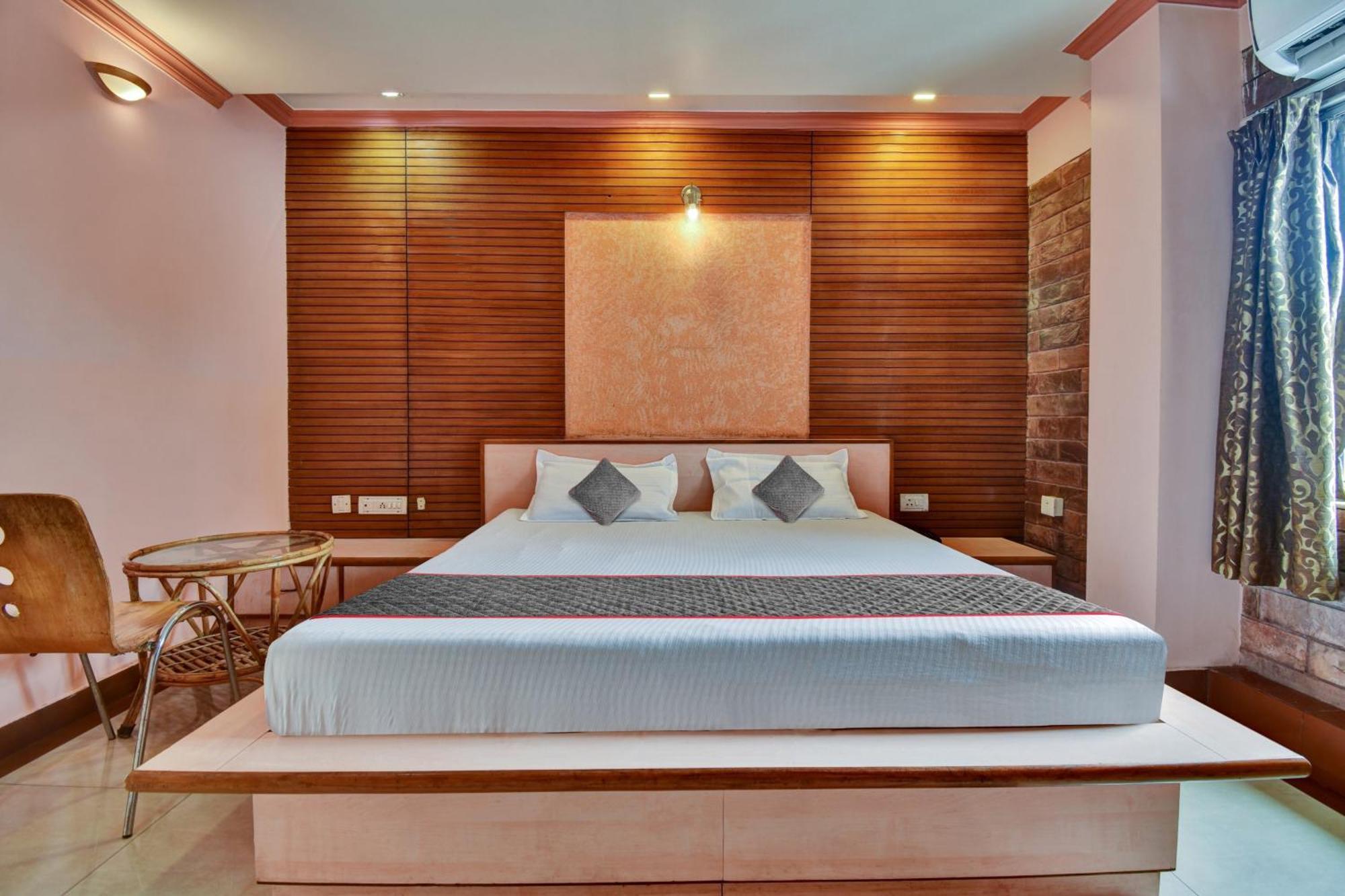 Hotel Townhouse Fly View 3*