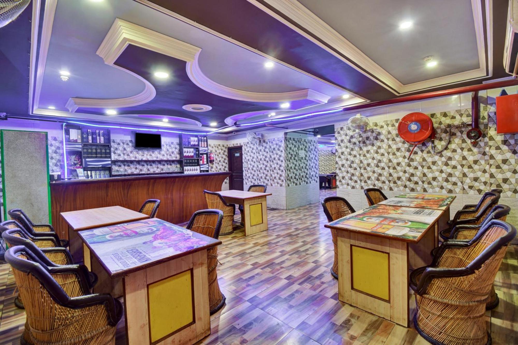 Townhouse Fly View Hotel