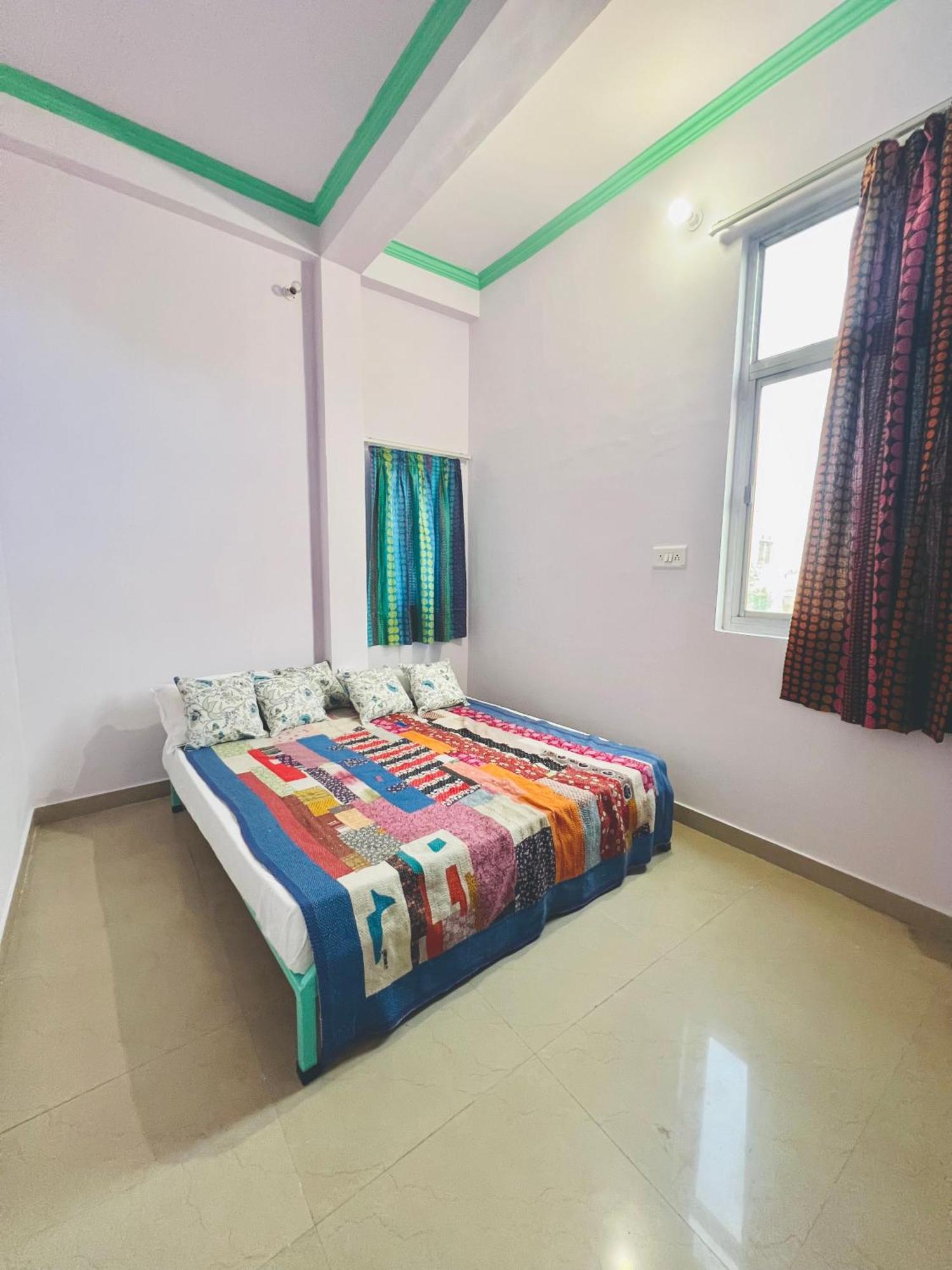 Guest house Bhoora House