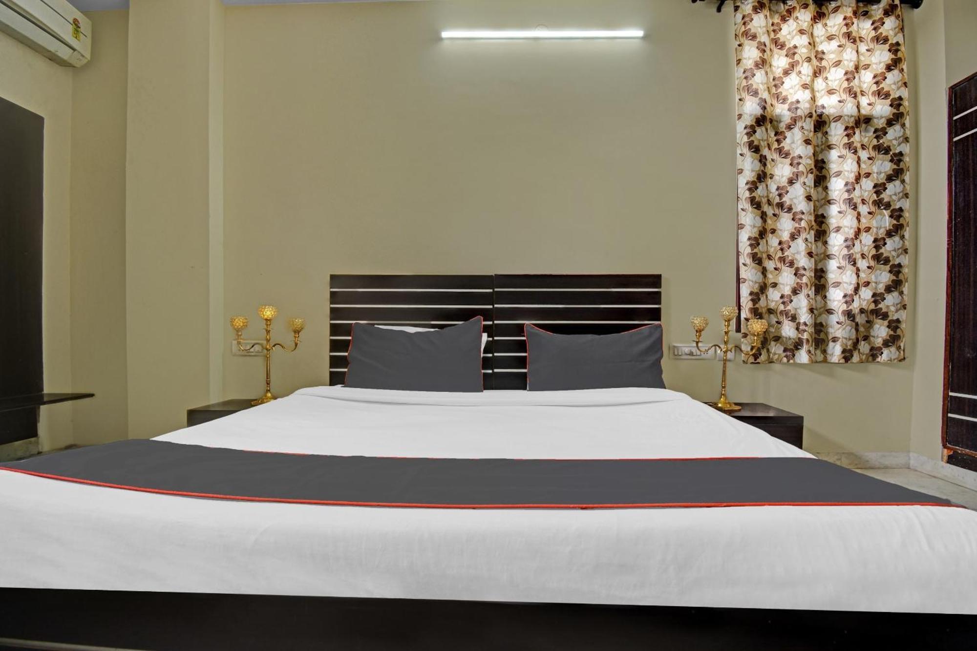 Collection O Omkar Residency Hotel