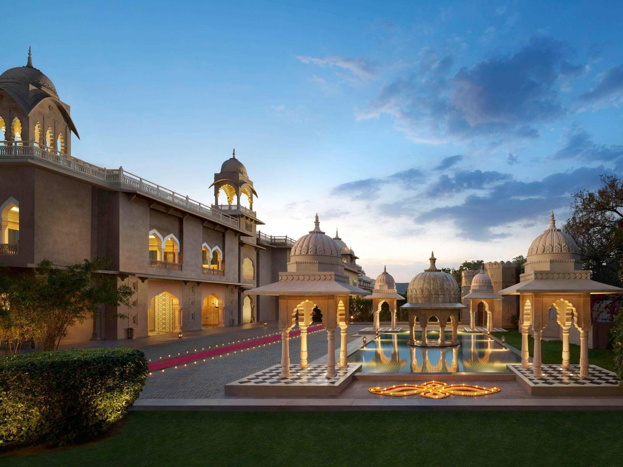 Fairmont Hotel 5*