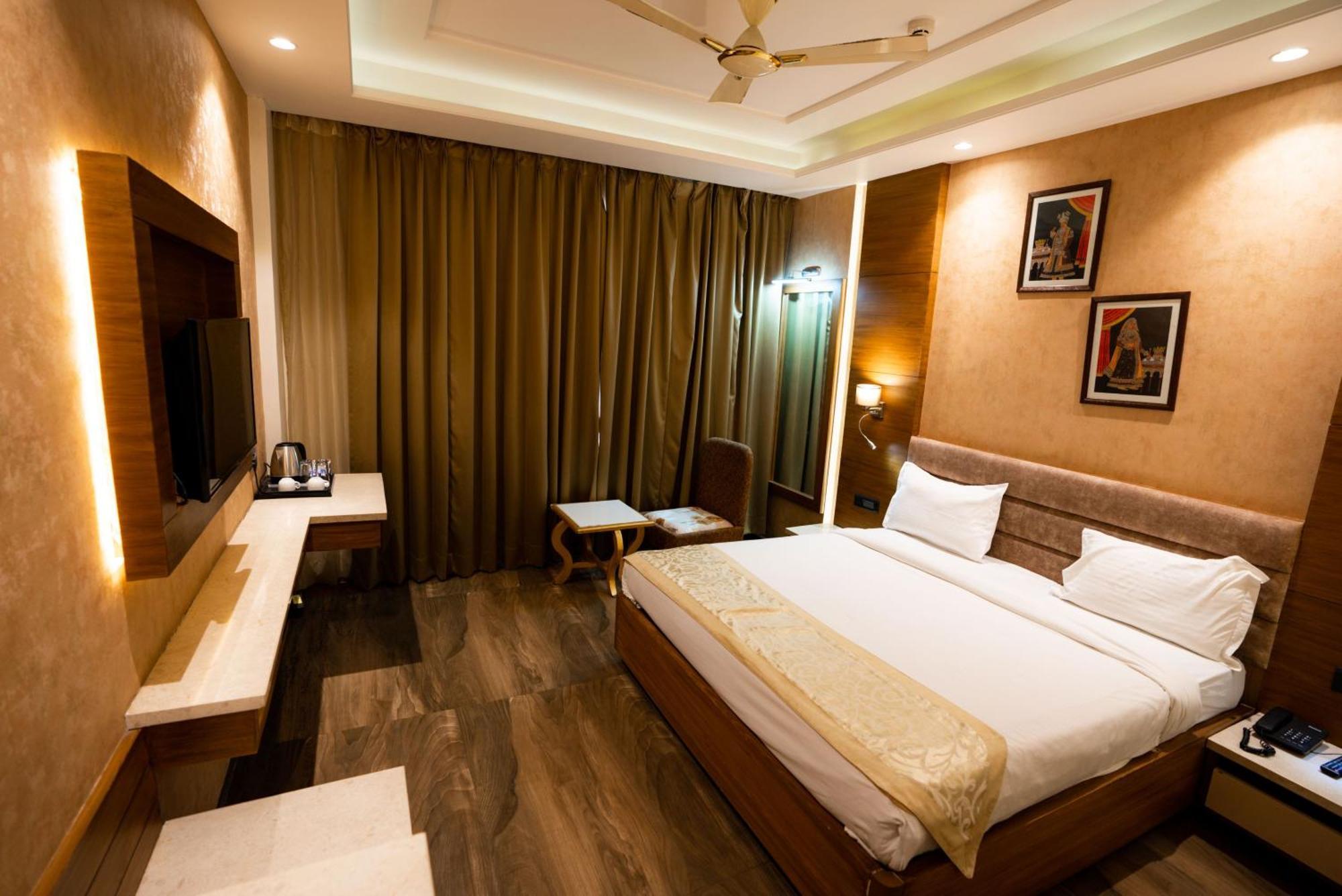 Rr 62-jaipur Centre 3*