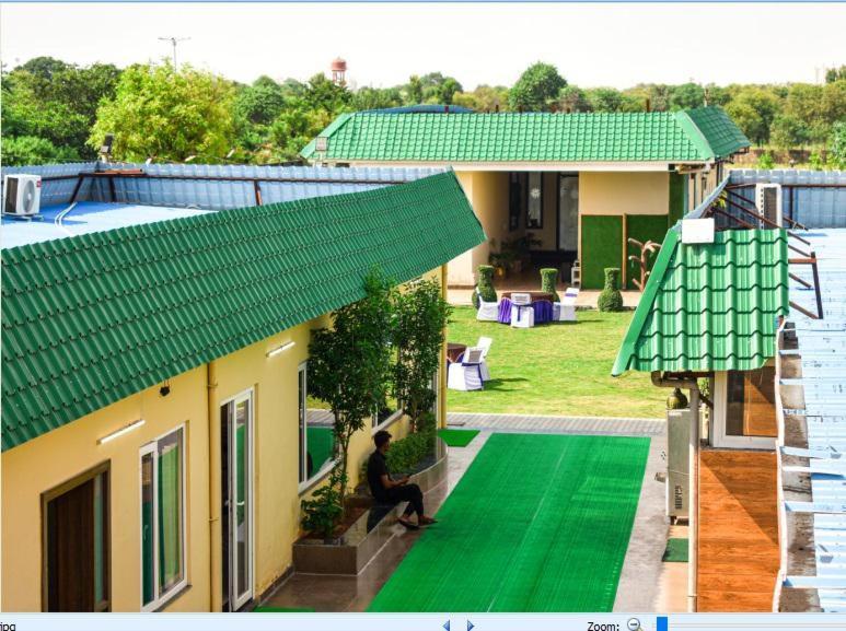 Sparsh Canopy Hotel 2*