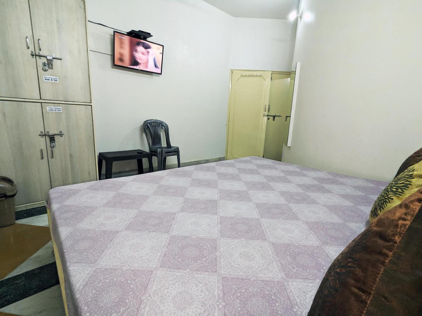 Homestay Abode *