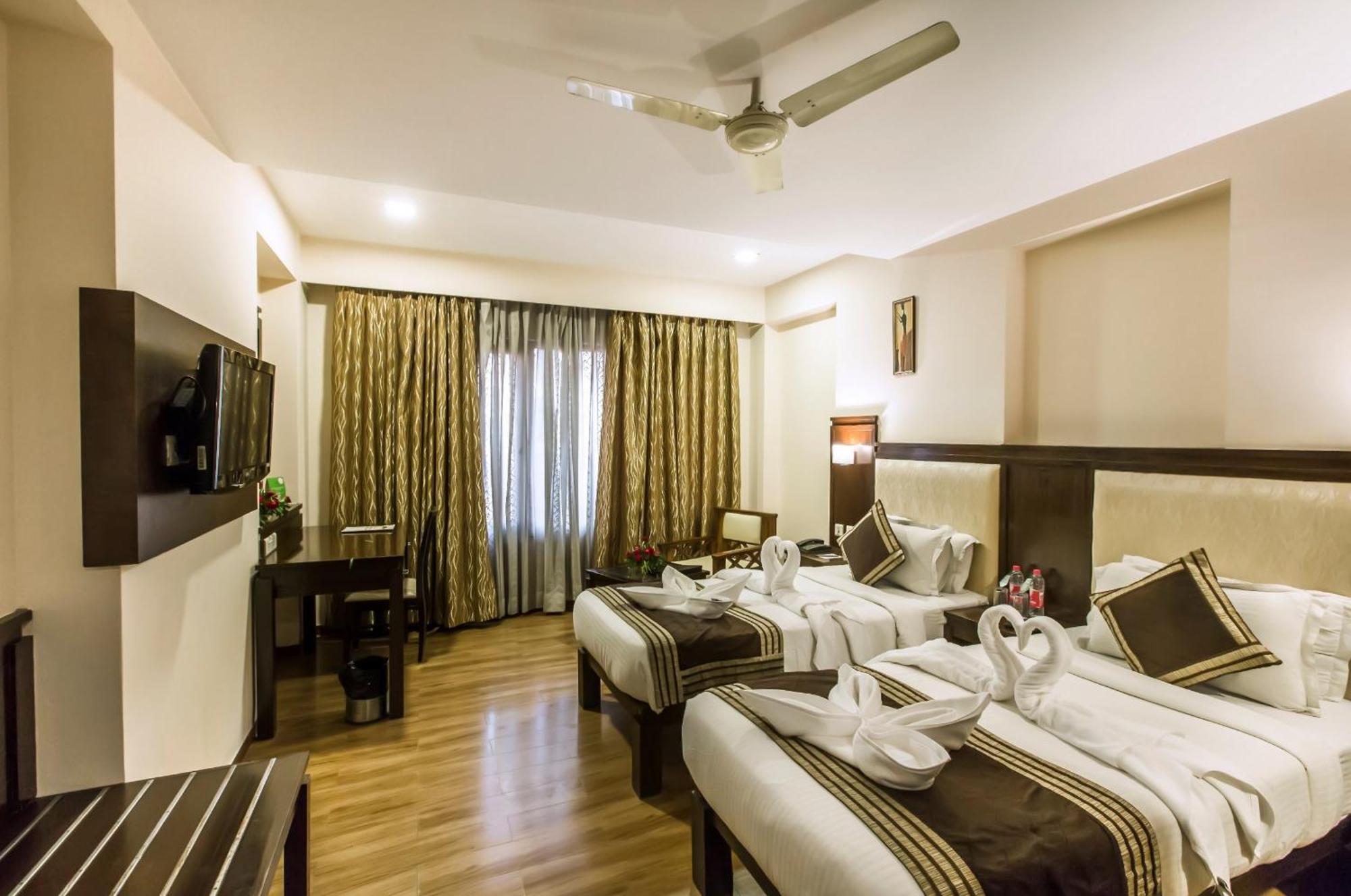 Golden Manor By Brandmyhotel -jaipur Centre 4*
