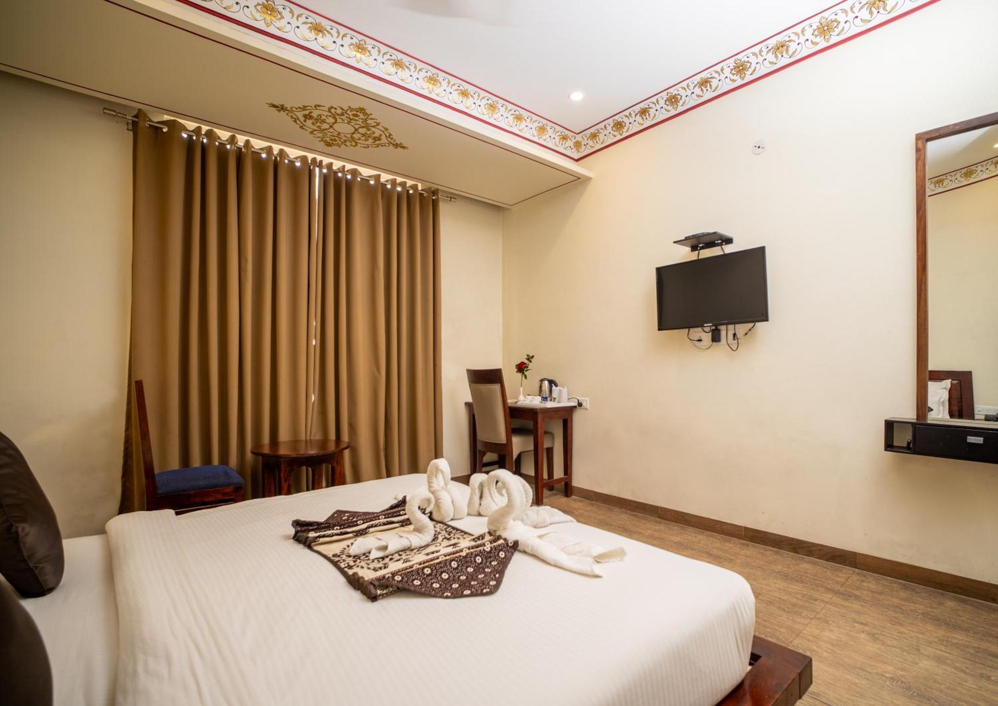 Hotel Laxmi Niwas 3*