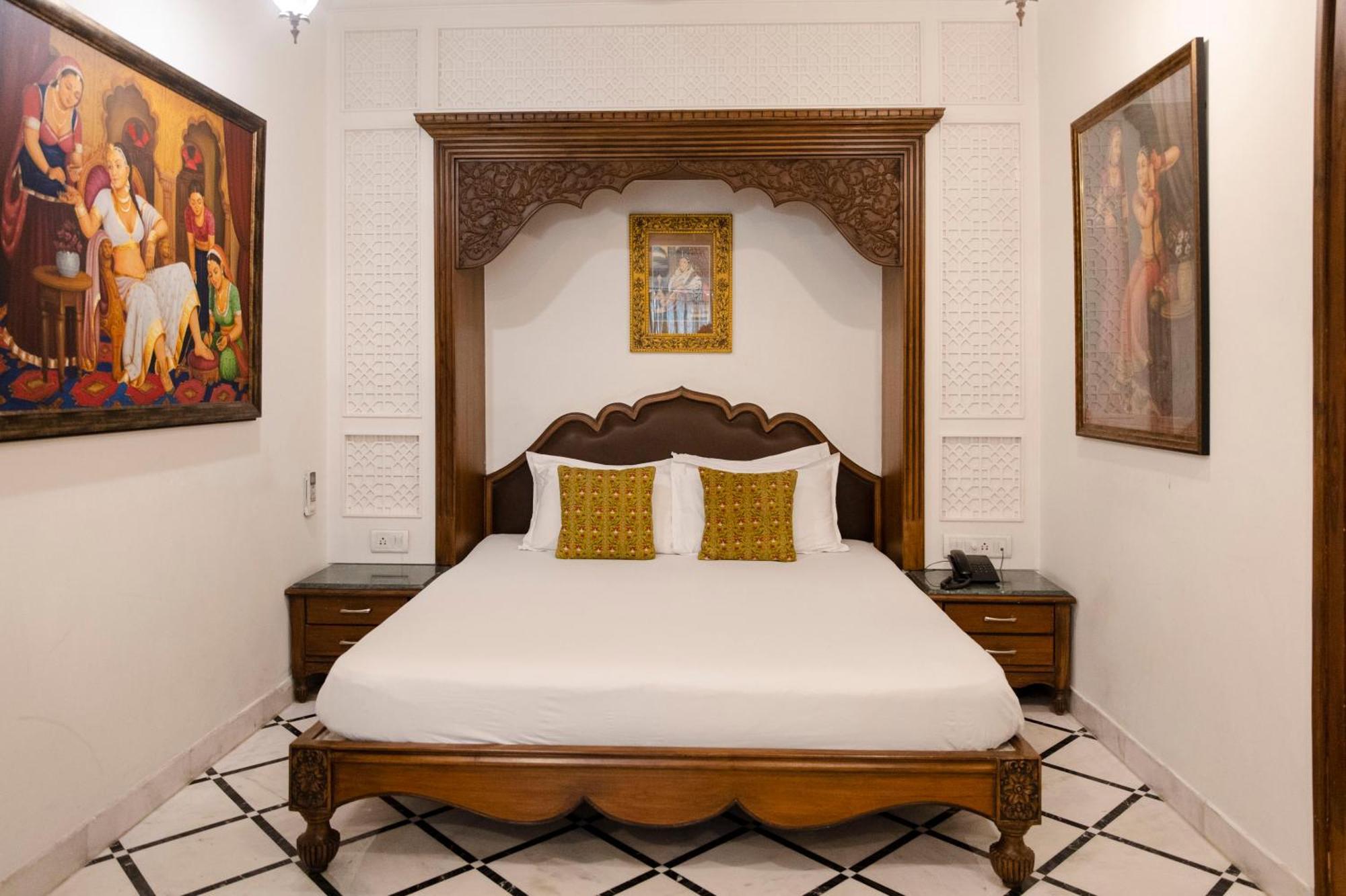 Pearl Palace Hotel