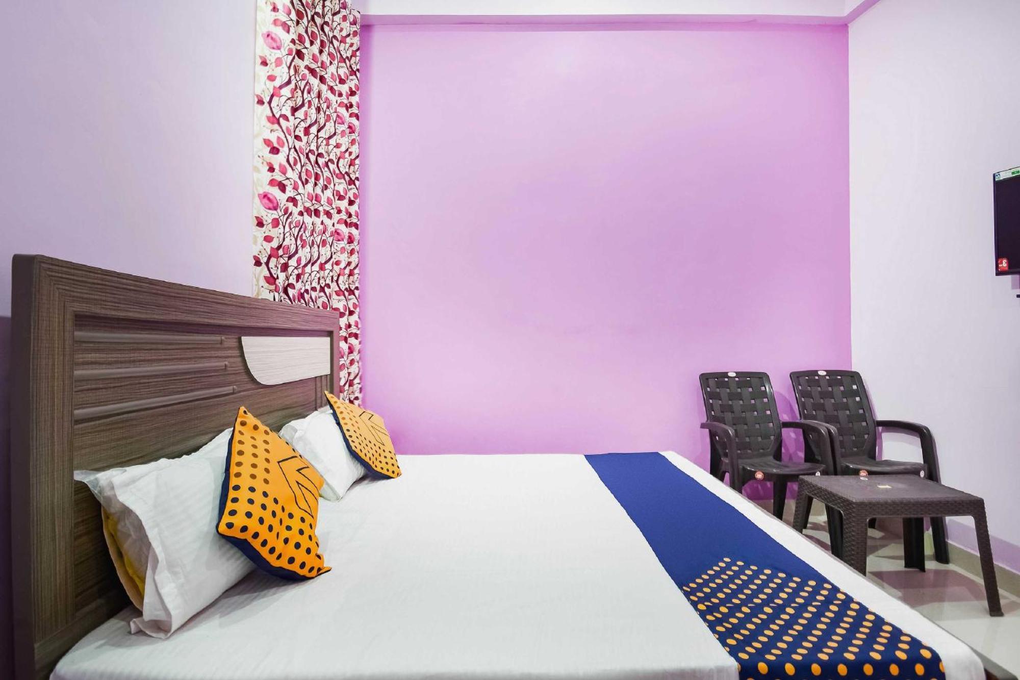 Hotel Oyo Flagship Usha 2*