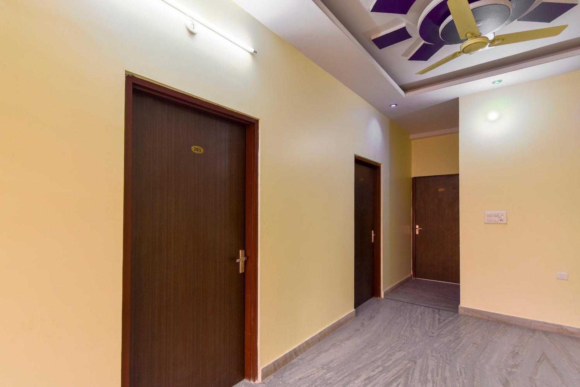 Hotel O Kanha Jaipur