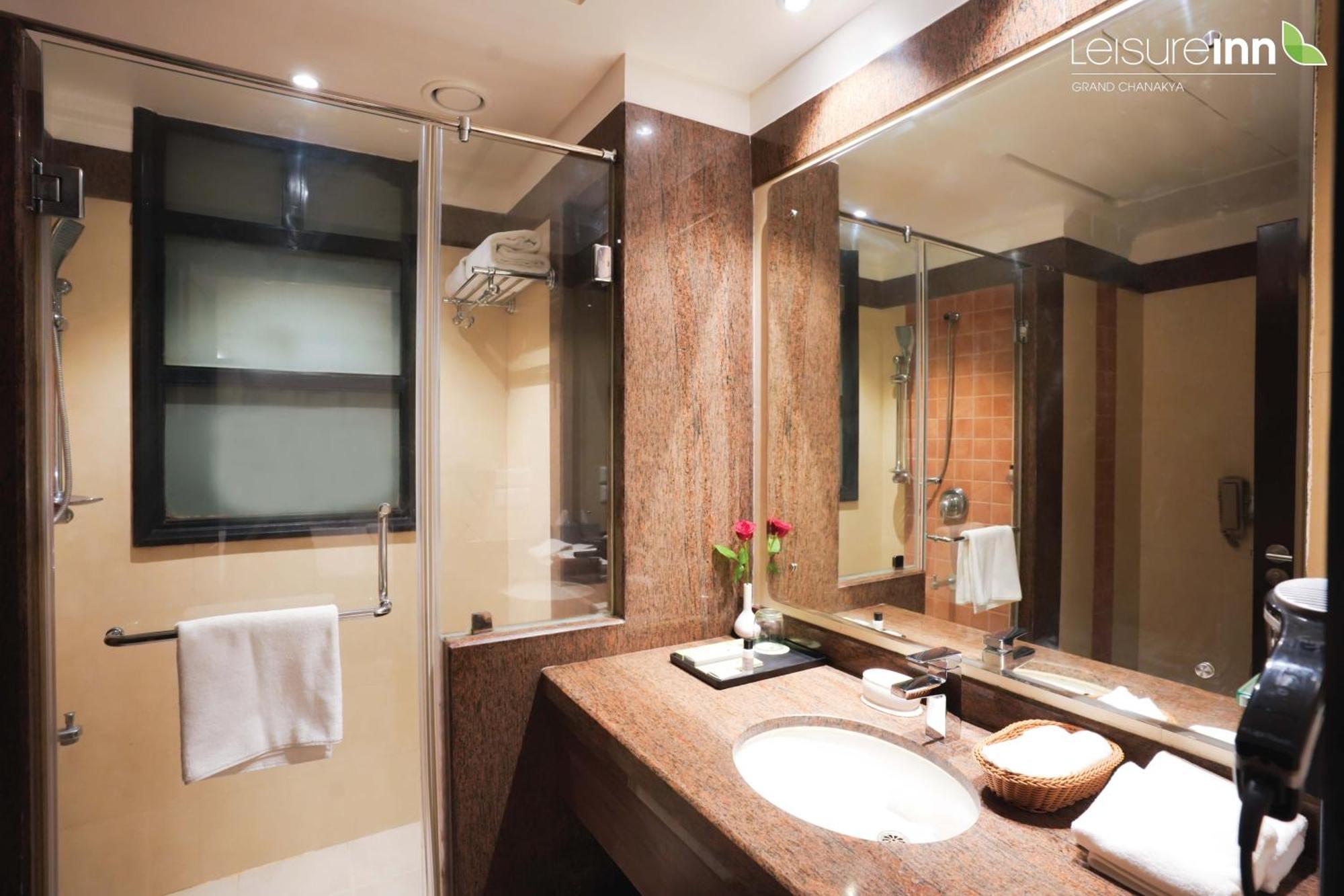 Leisure Grand Chanakya 4*