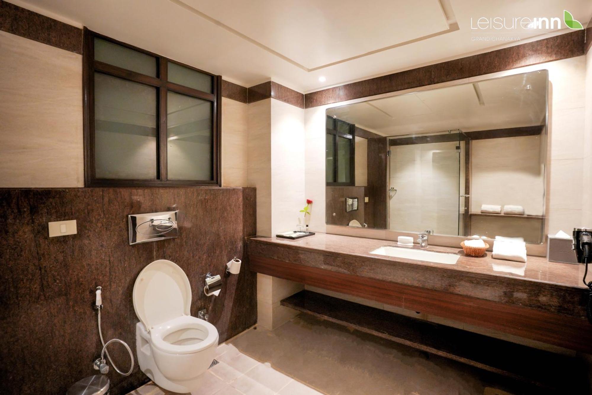 Leisure Grand Chanakya Jaipur