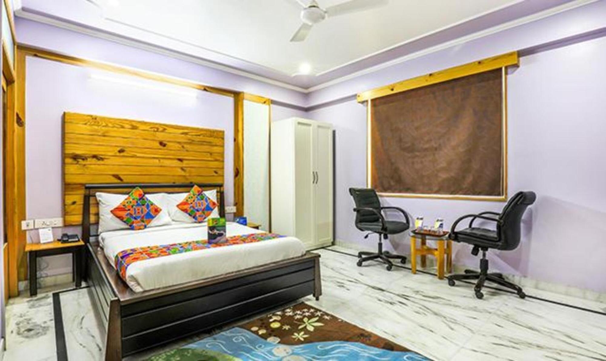 Hotel The 3*