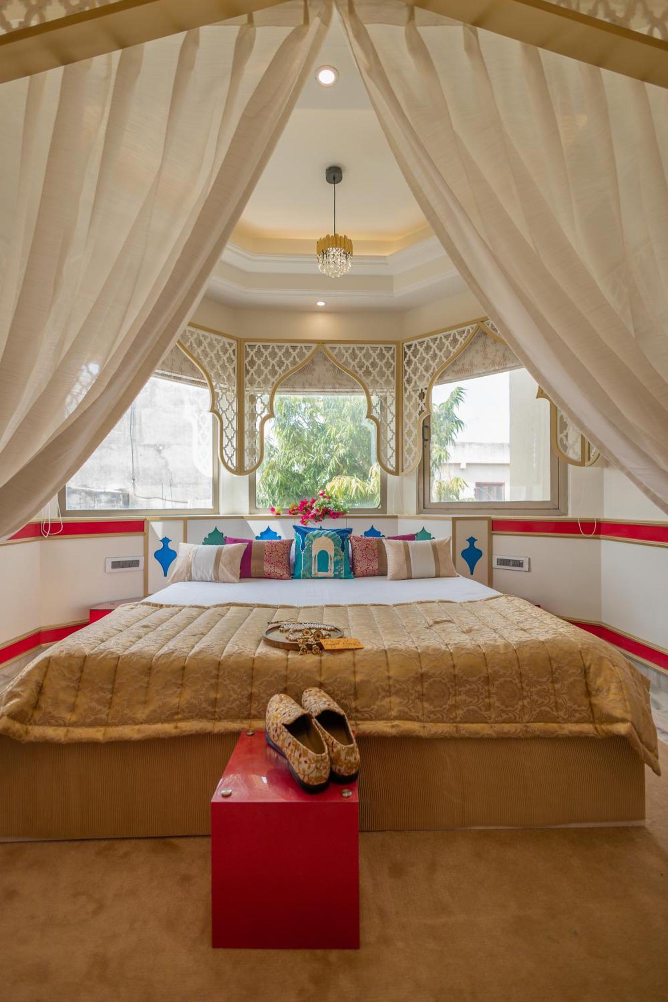 Sarang Palace - A Luxury Boutique Hotel