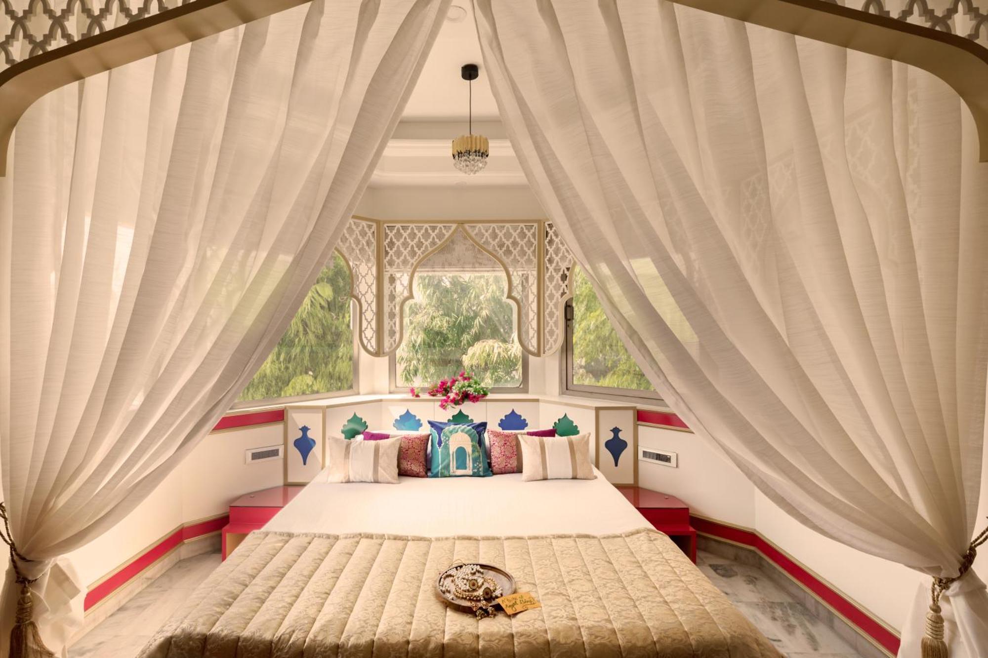 Sarang Palace - A Luxury Boutique Hotel 4*