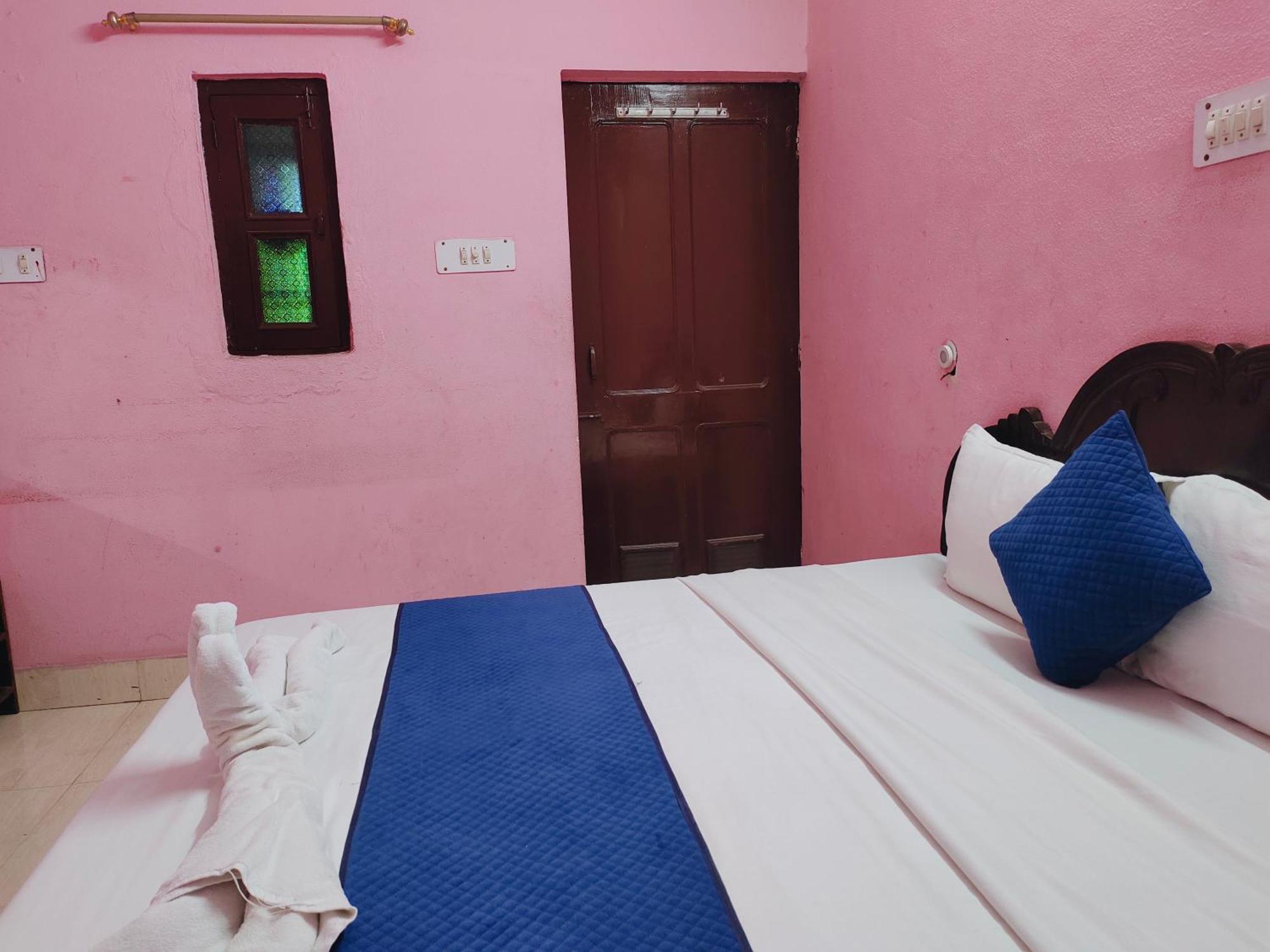 Hotel The Maurvi Jaipur
