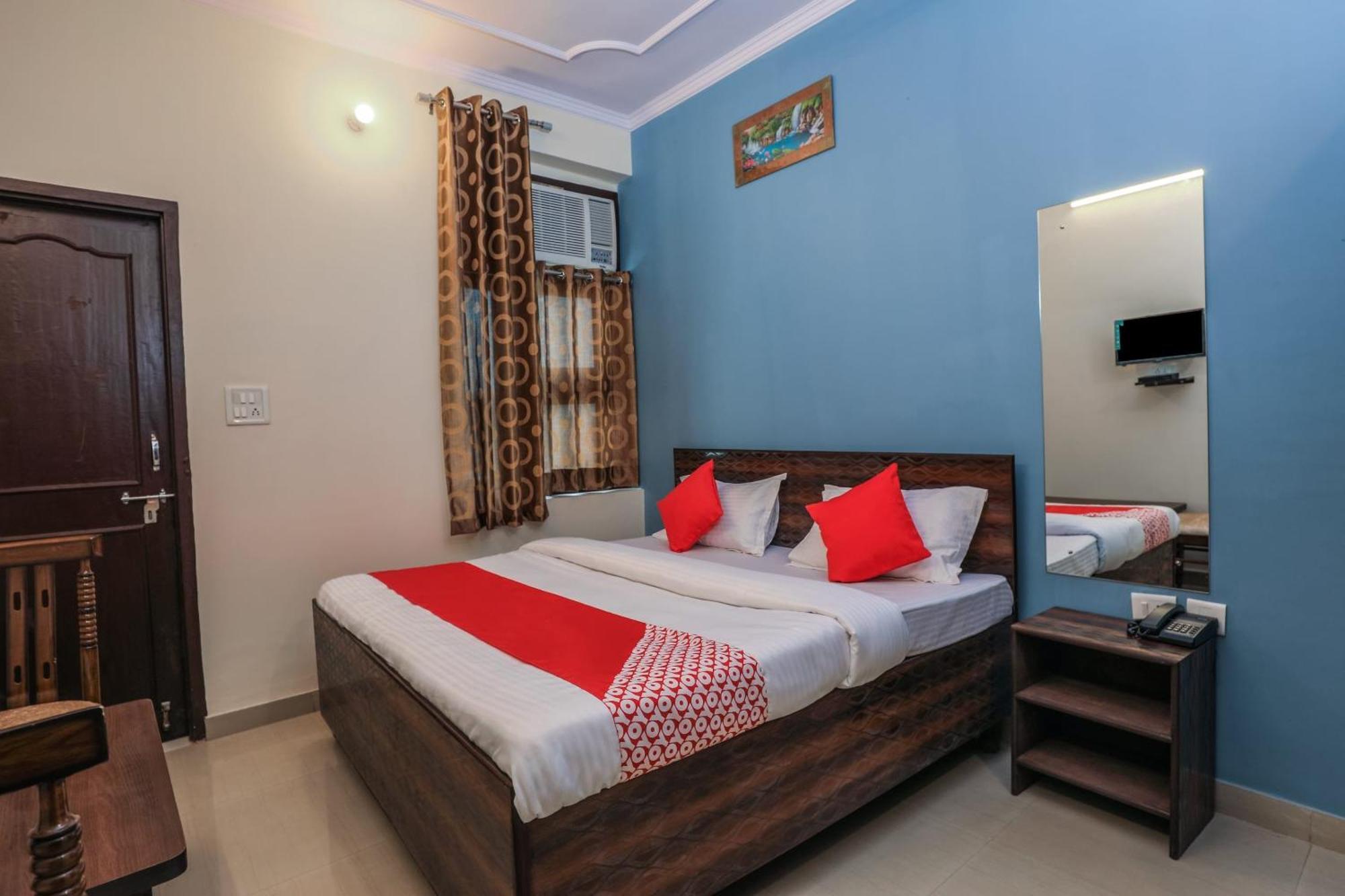 Hotel O New Airport Residency 3*