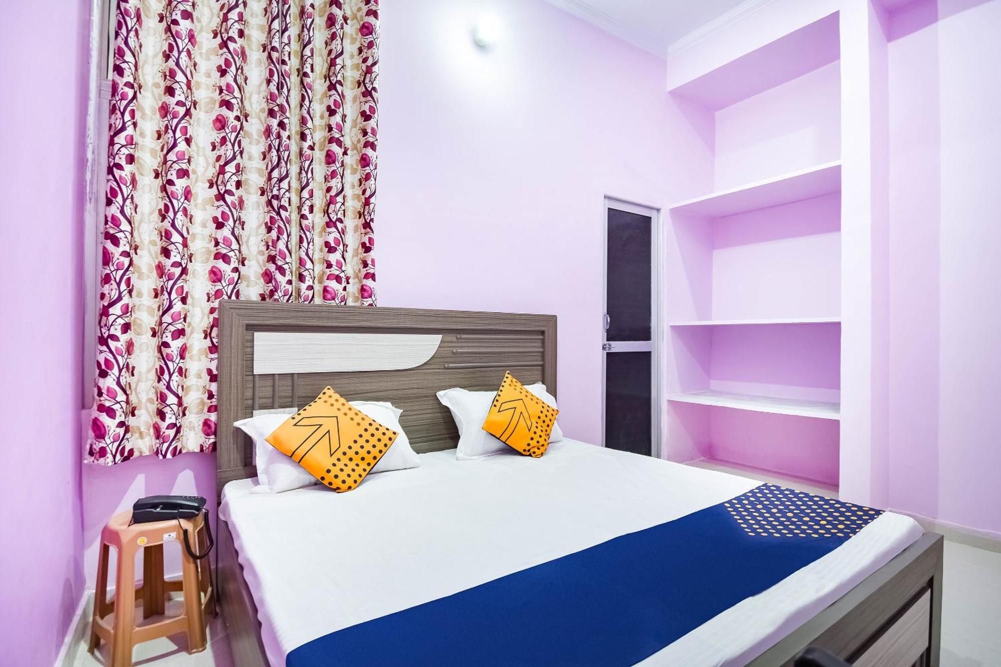 Hotel Oyo Flagship Usha 2*