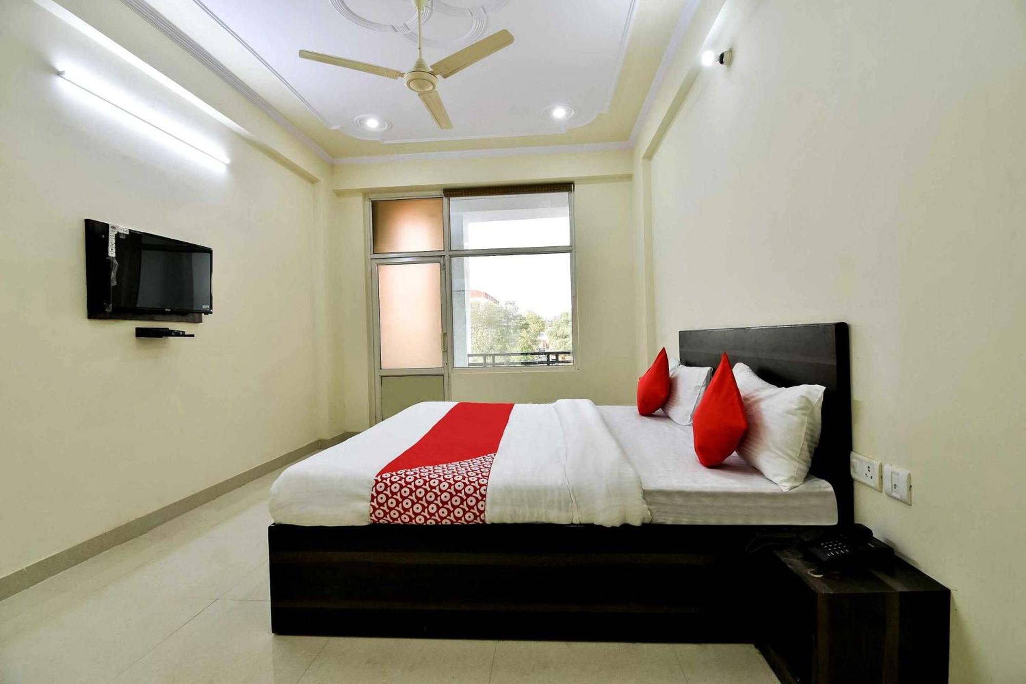 Collection O Arjun Palace & Banquet Hotel 3*