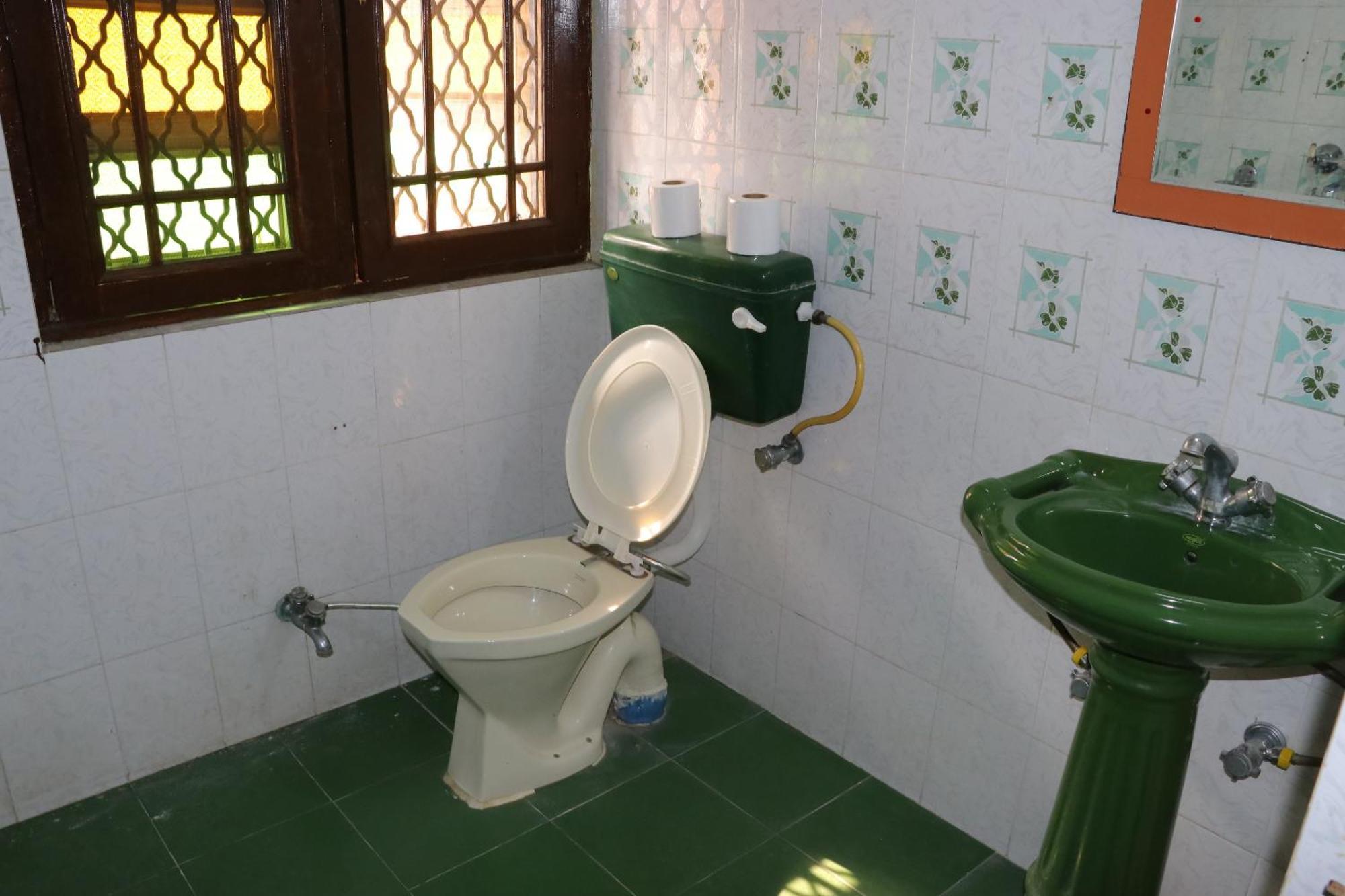 Hotel The Maurvi 3*