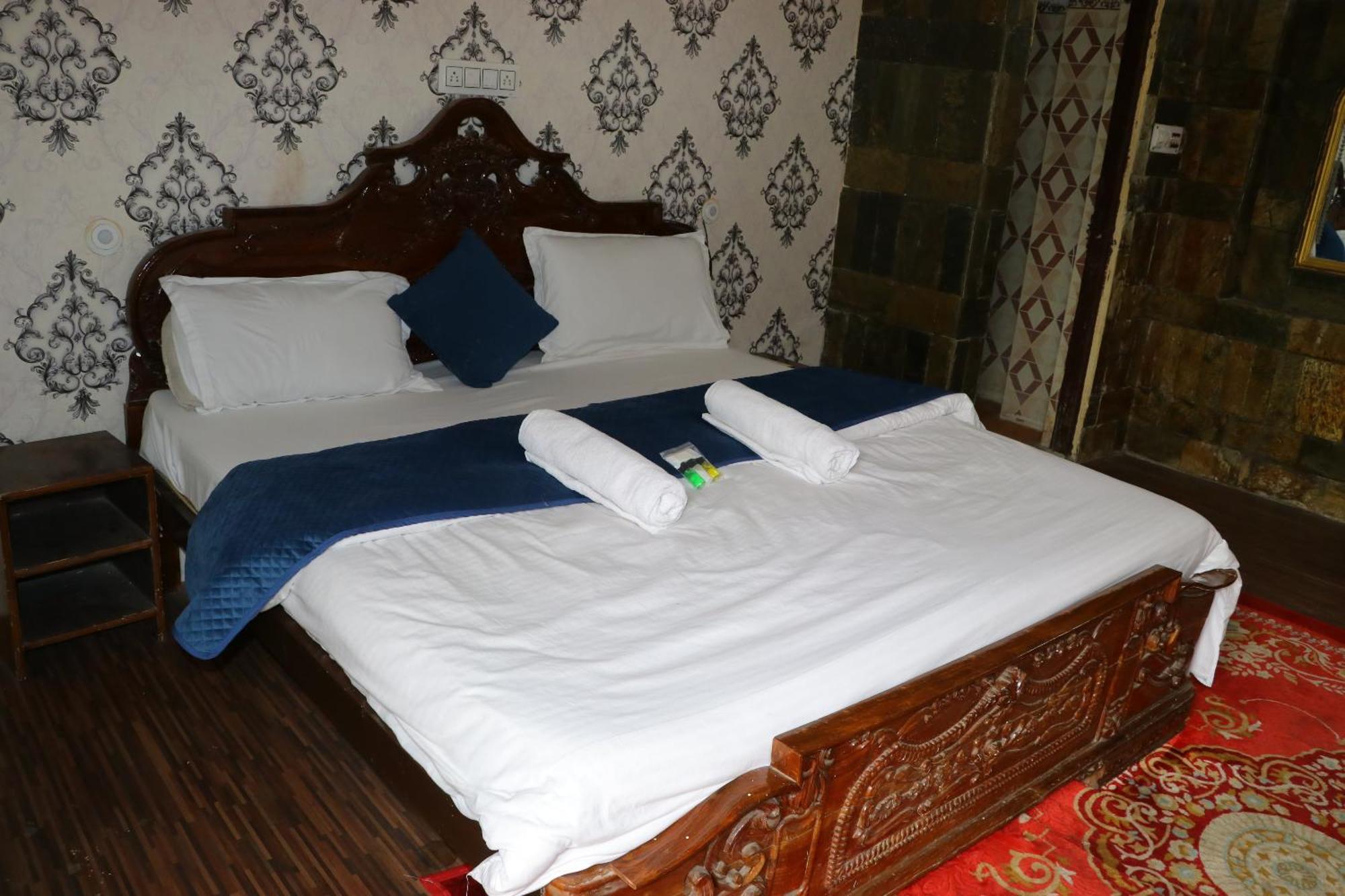Hotel The Maurvi Jaipur